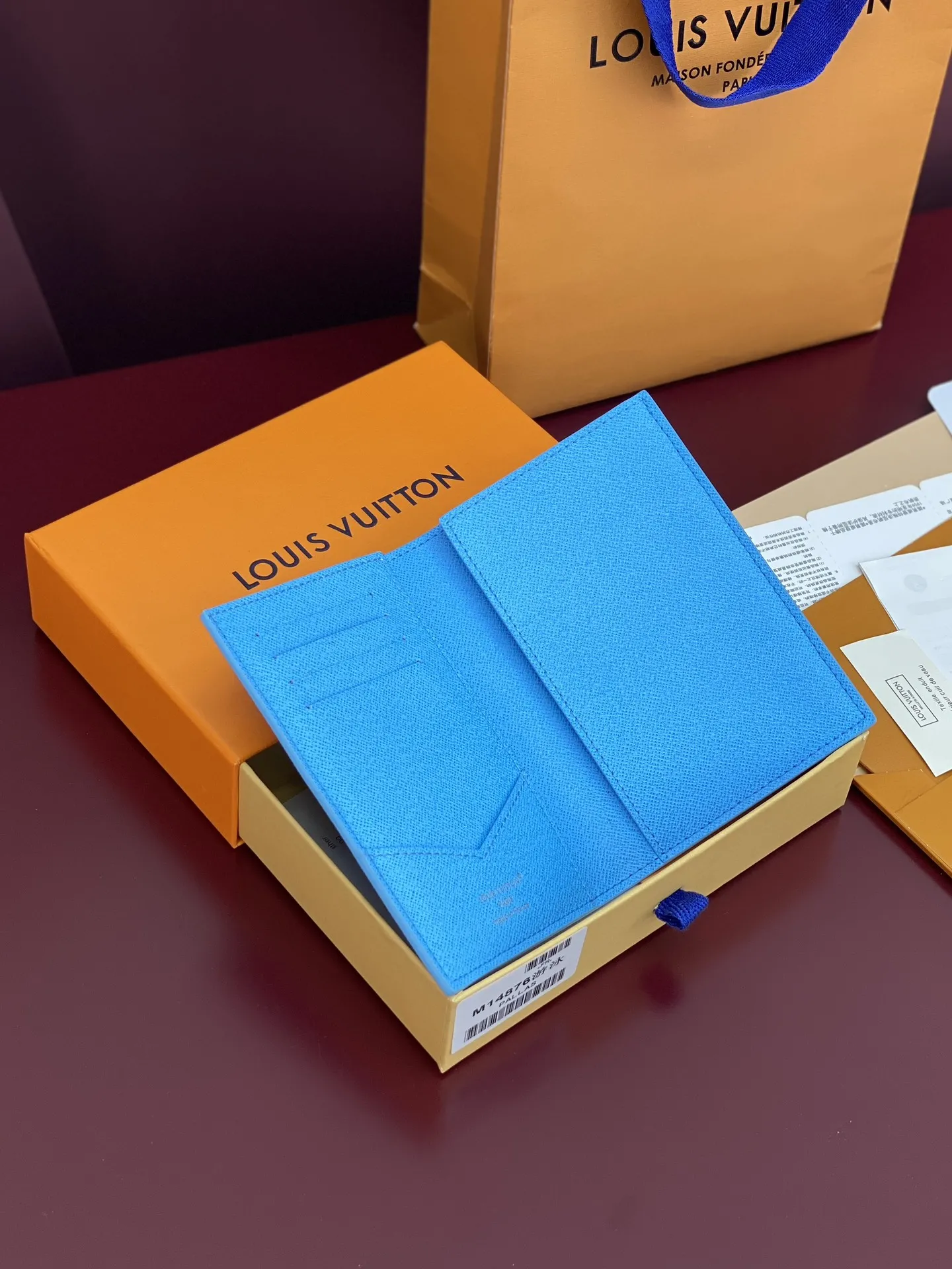 Louis Vuitton Passport Cover M14876 - 图片 6