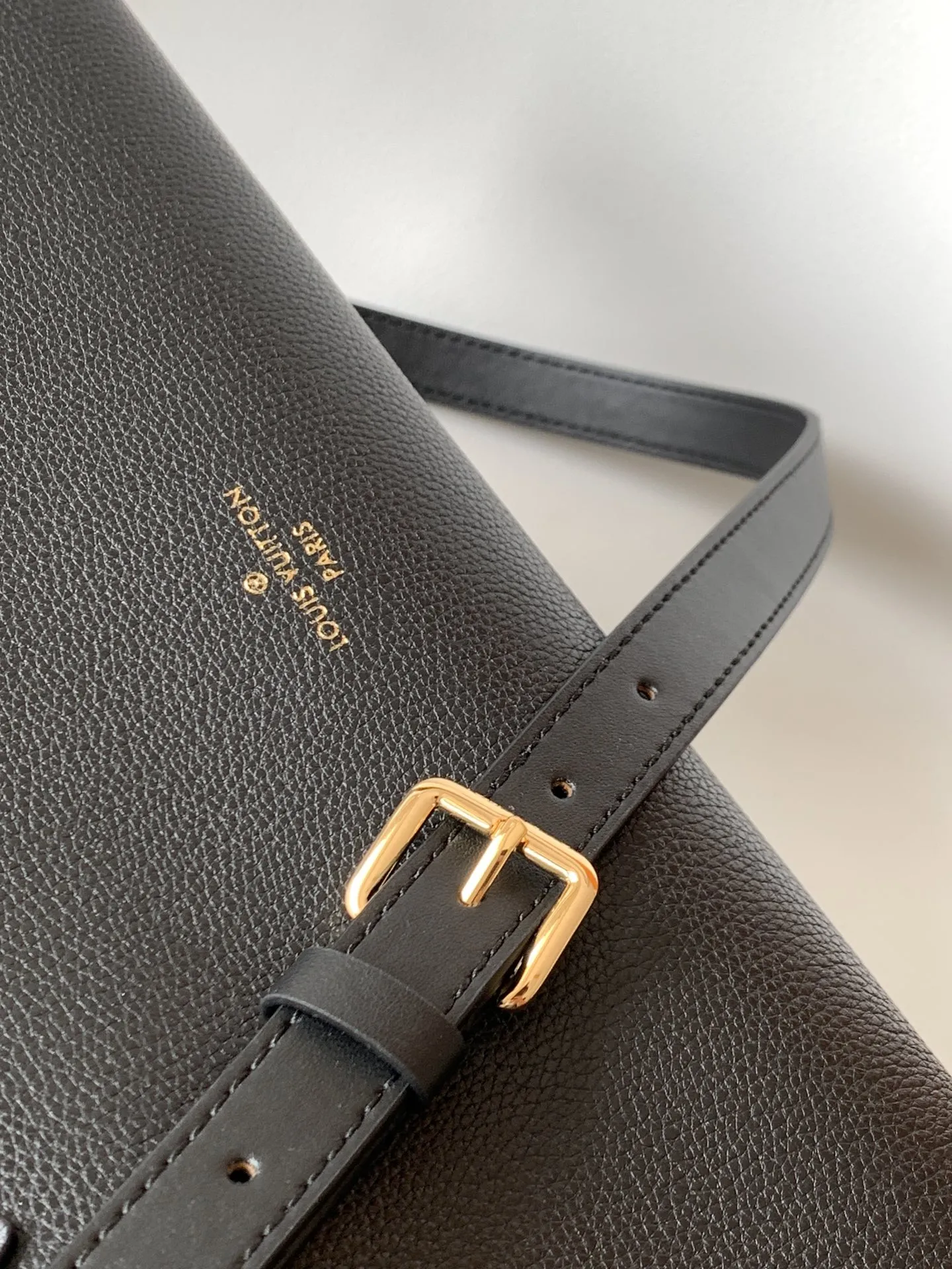 Louis Vuitton On My Side MM M53823 - 图片 7