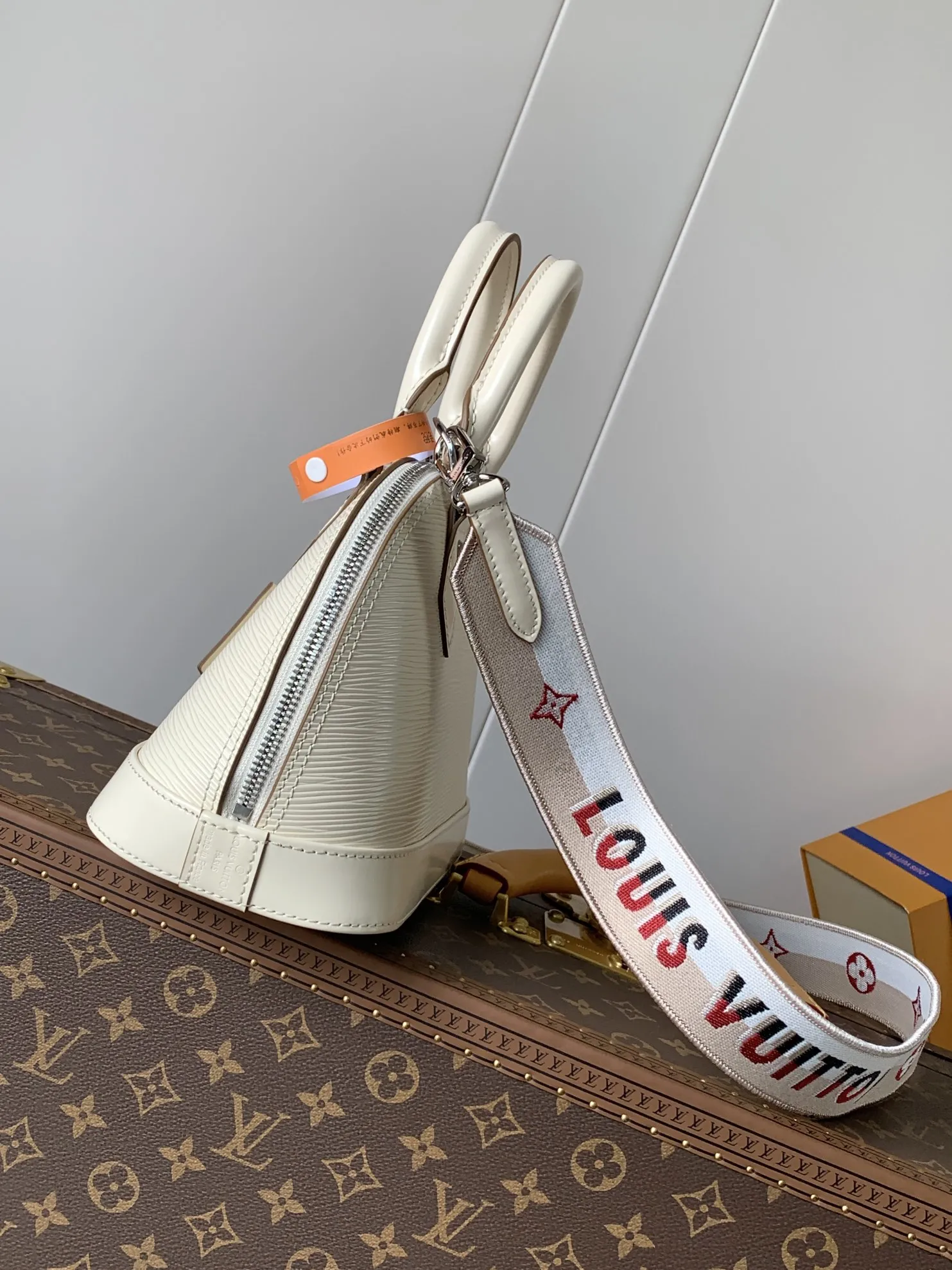 Louis Vuitton Alma BB M58706 - 图片 3