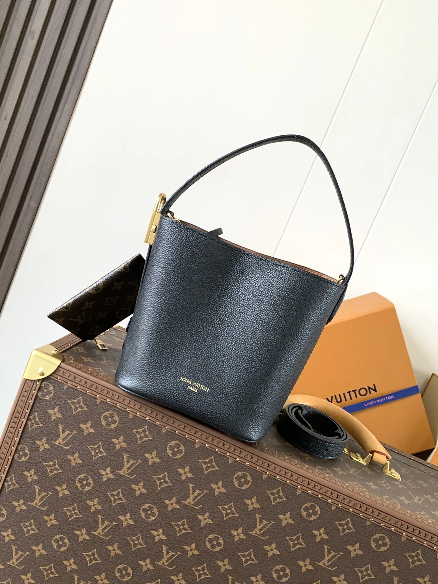 Alternative view of Louis Vuitton Low Key All In BB M25543