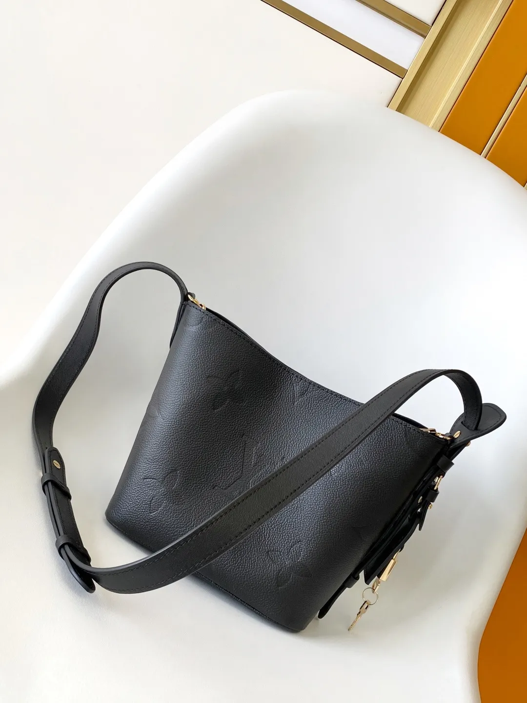 Louis Vuitton All In BB M13480 - Image 3