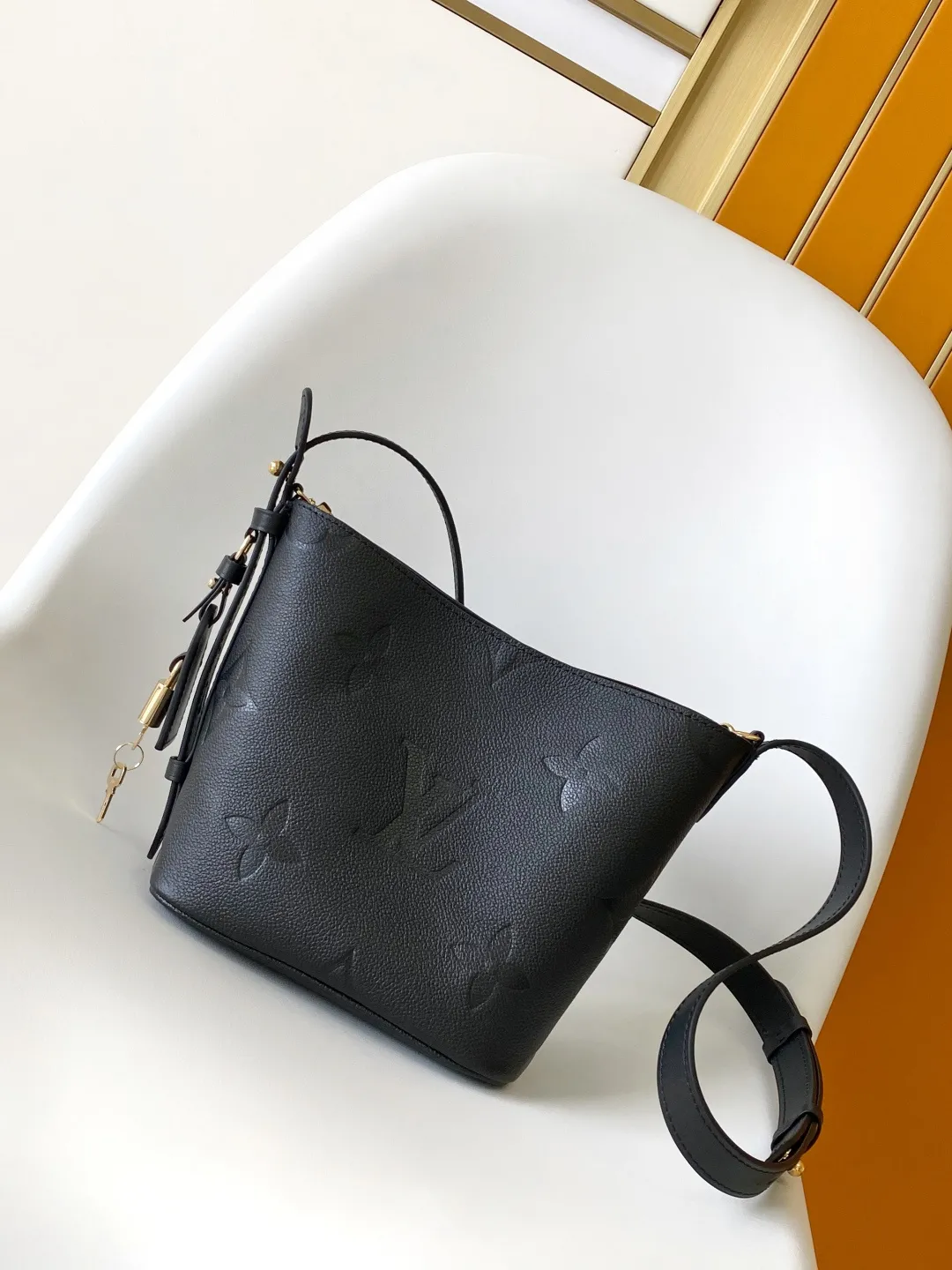 Alternative view of Louis Vuitton All In BB M13480