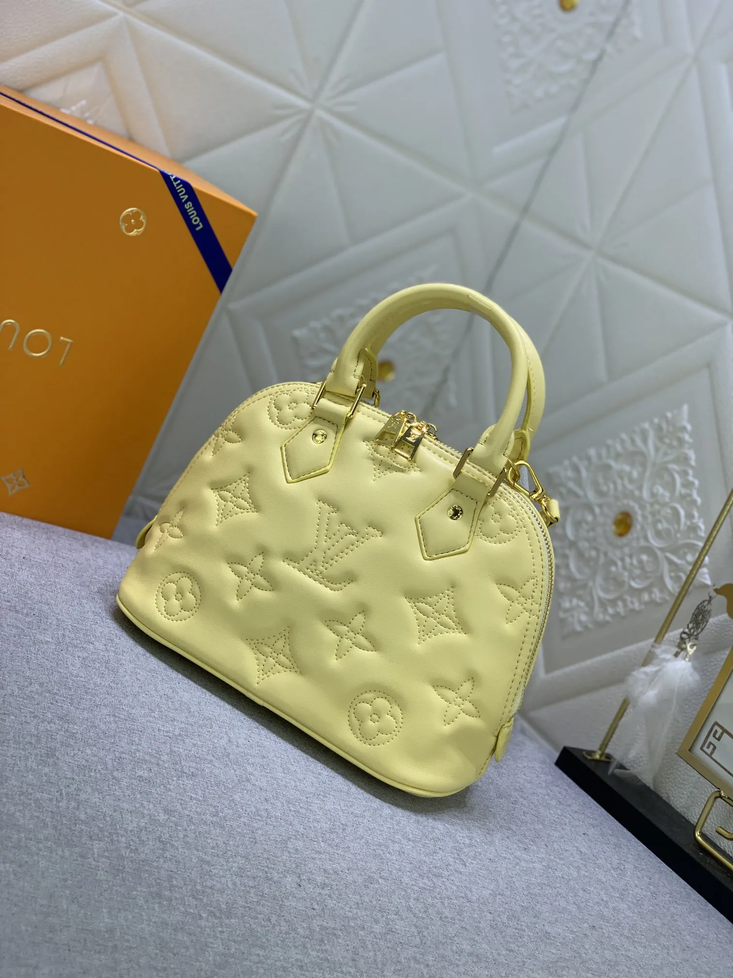 Louis Vuitton Alma BB M59821 - 图片 3