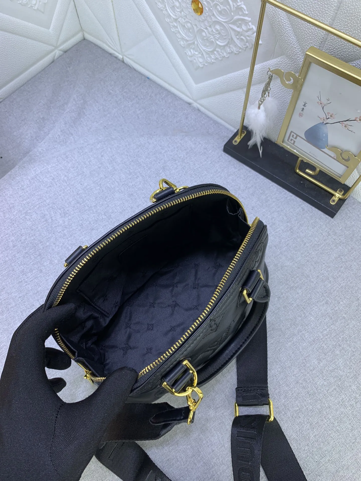 Louis Vuitton Alma BB M59793 - 图片 10