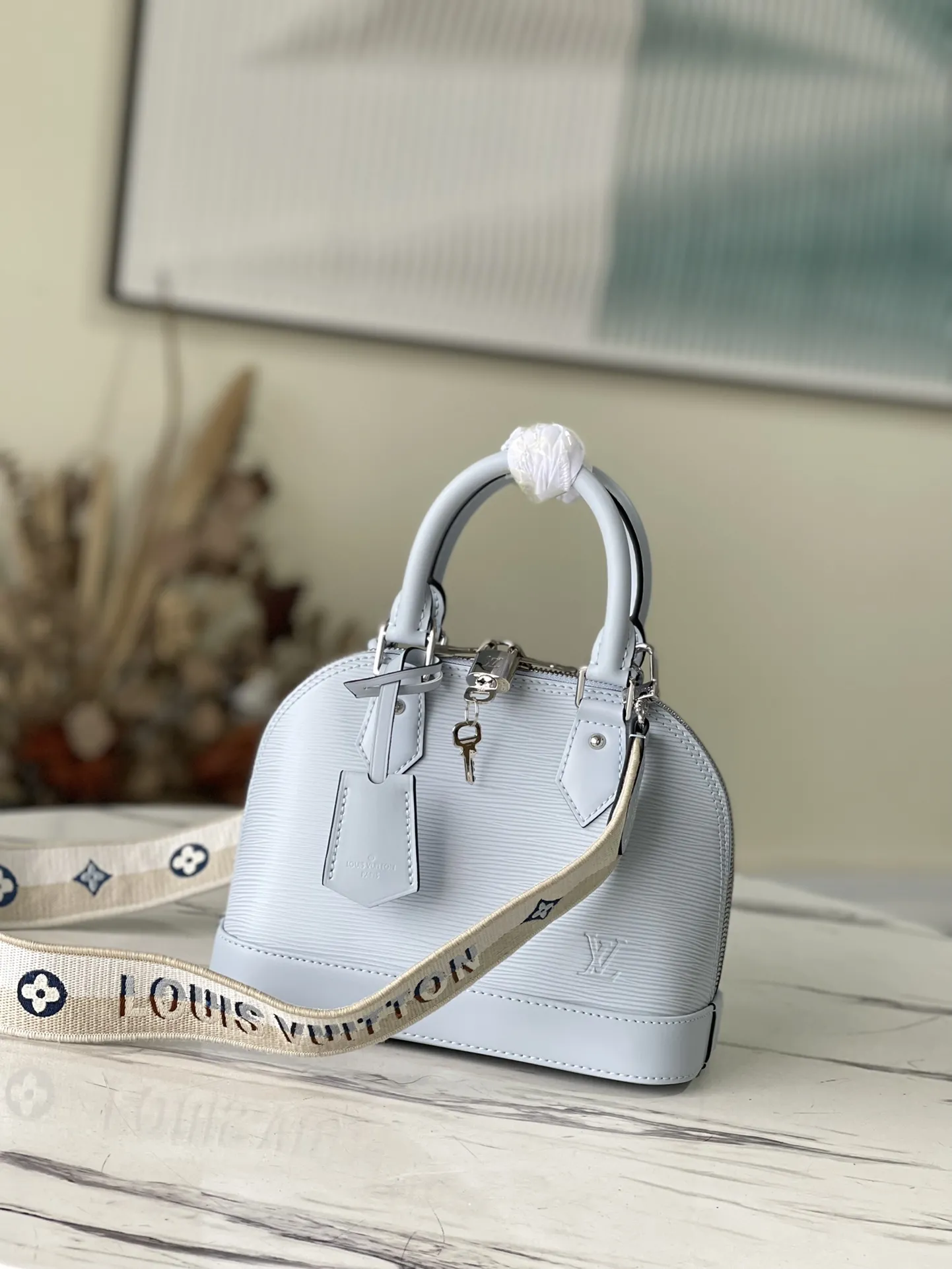 Alternative view of Louis Vuitton Alma BB M59345