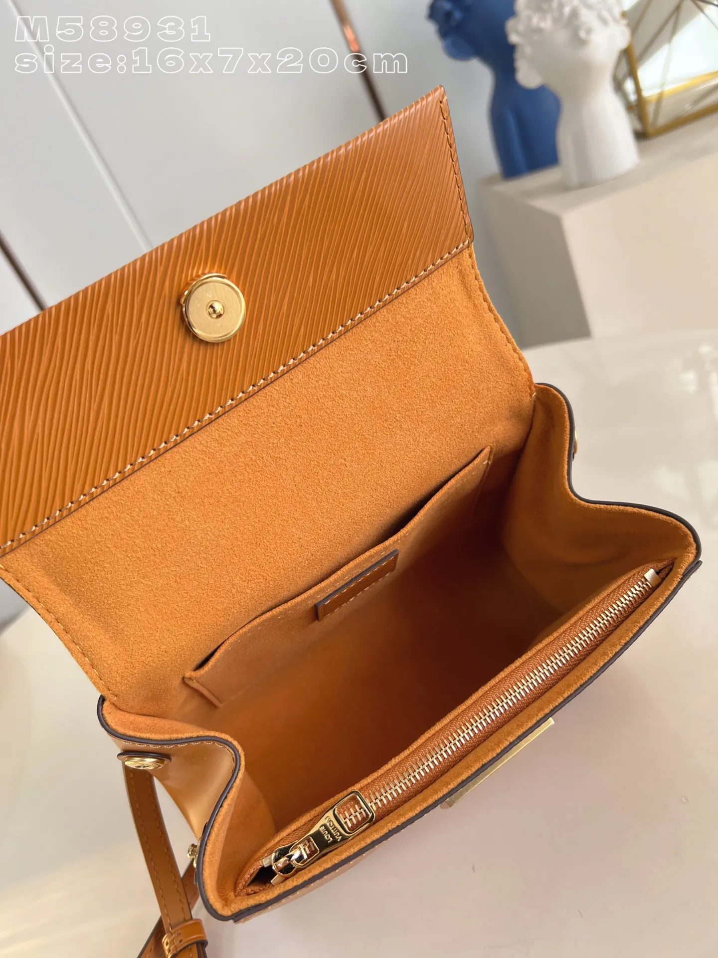 Louis Vuitton Cluny Mini M58931 - 图片 9