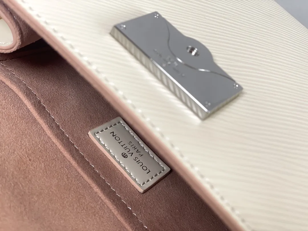 Louis Vuitton Cluny Mini M58928 - 图片 9