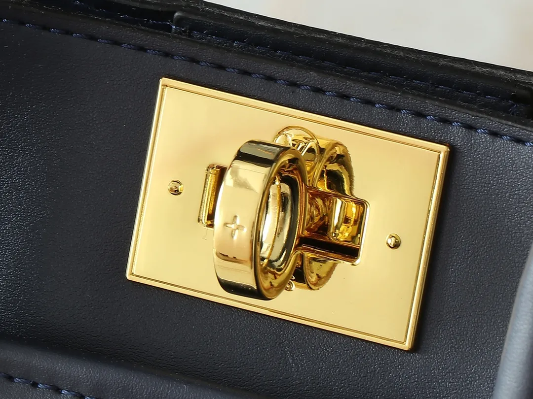 Louis Vuitton On My Side PM M22195 - 图片 7
