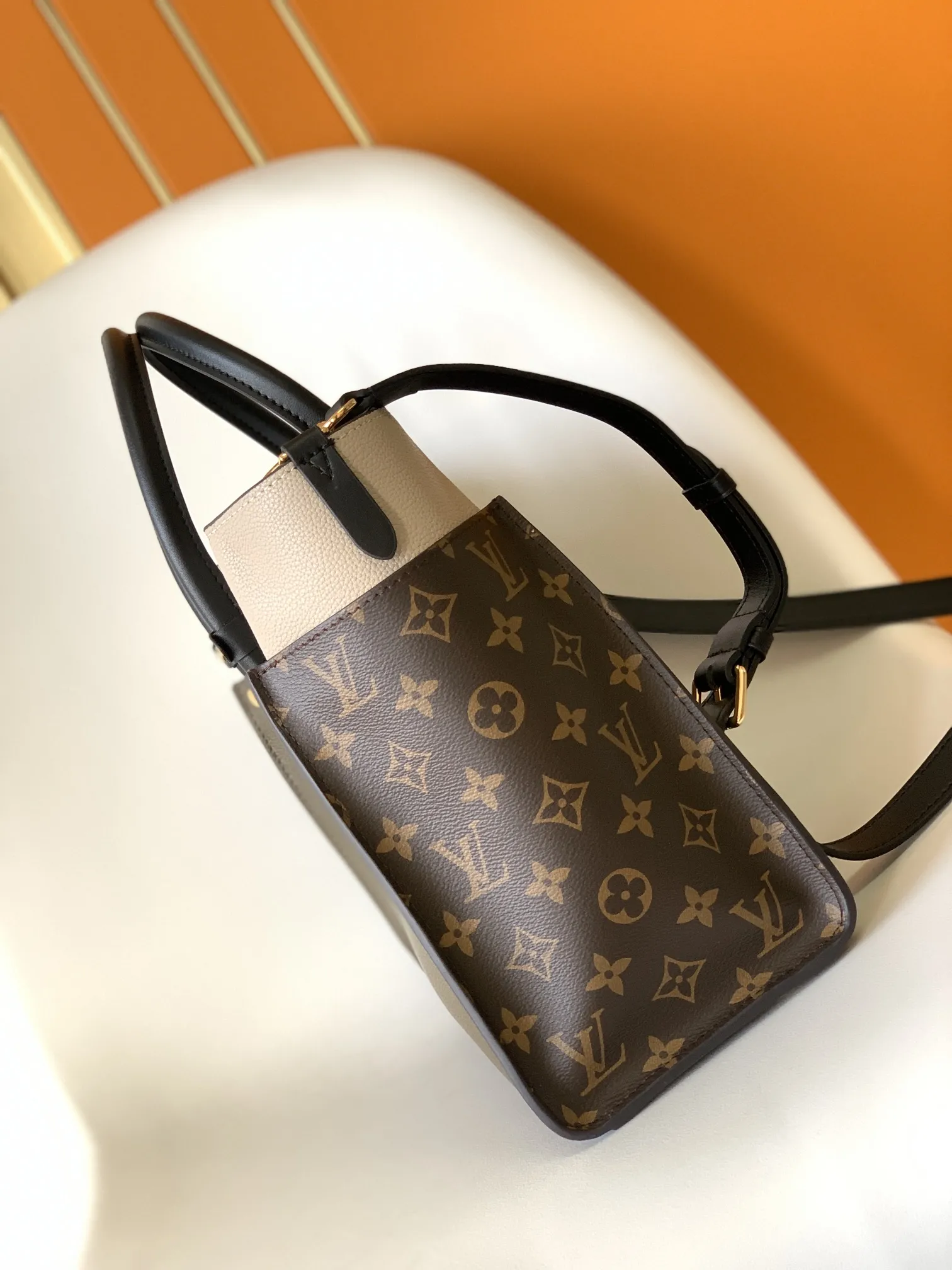 Louis Vuitton On My Side MM M55302 - 图片 3