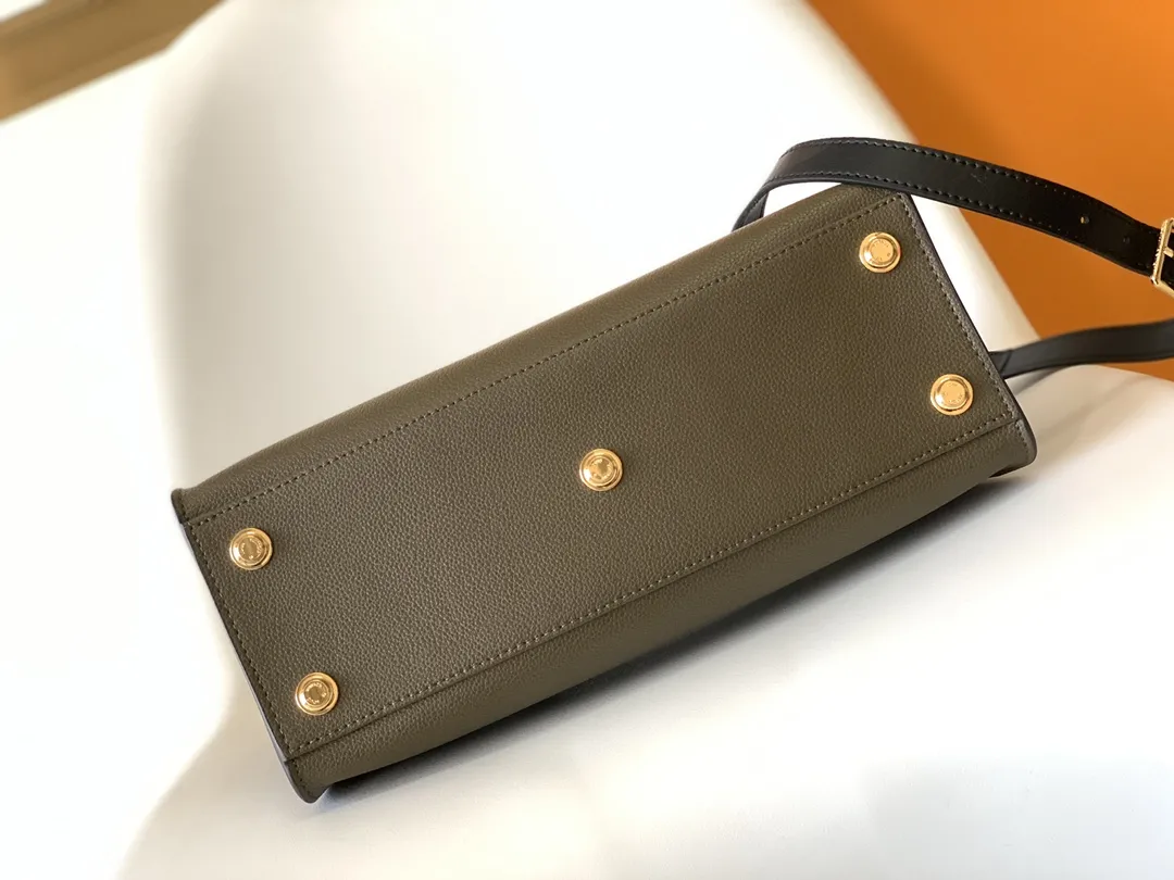 Louis Vuitton On My Side MM M55302 - 图片 6