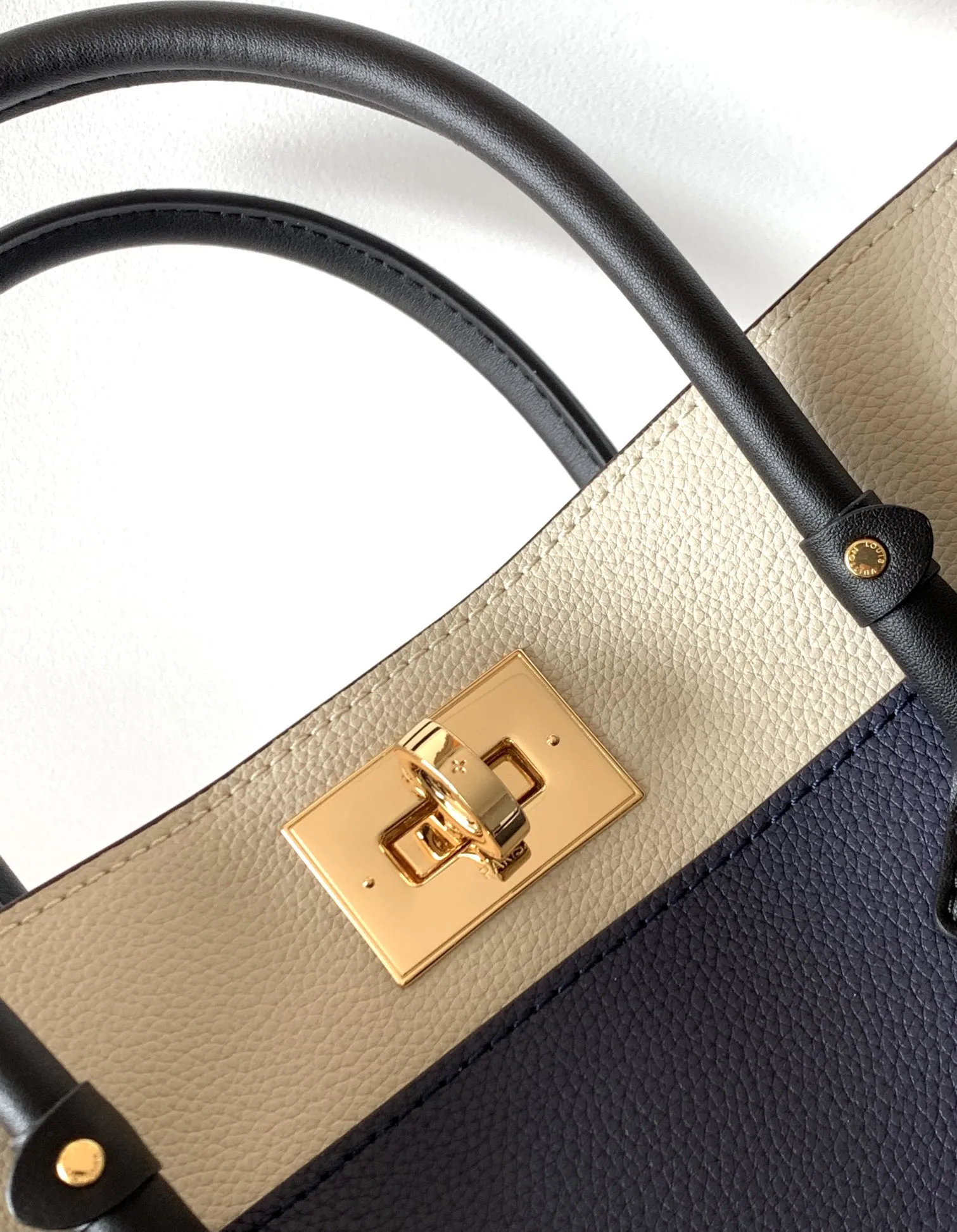 Louis Vuitton On My Side MM M55933 - 图片 5