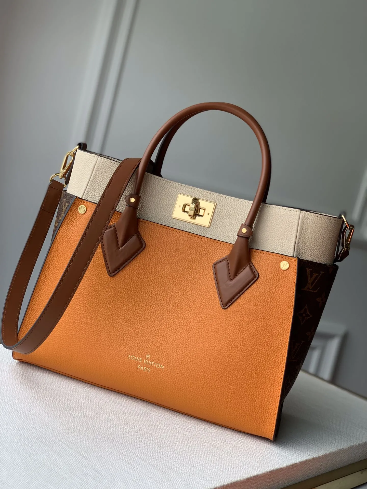 Louis Vuitton On My Side MM M56077 - 图片 2