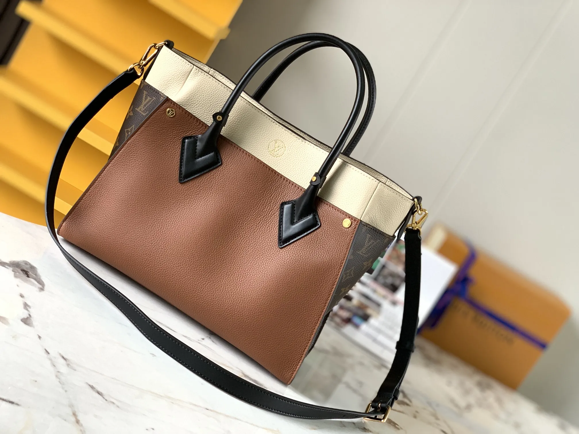 Louis Vuitton On My Side MM M59645 - 图片 4