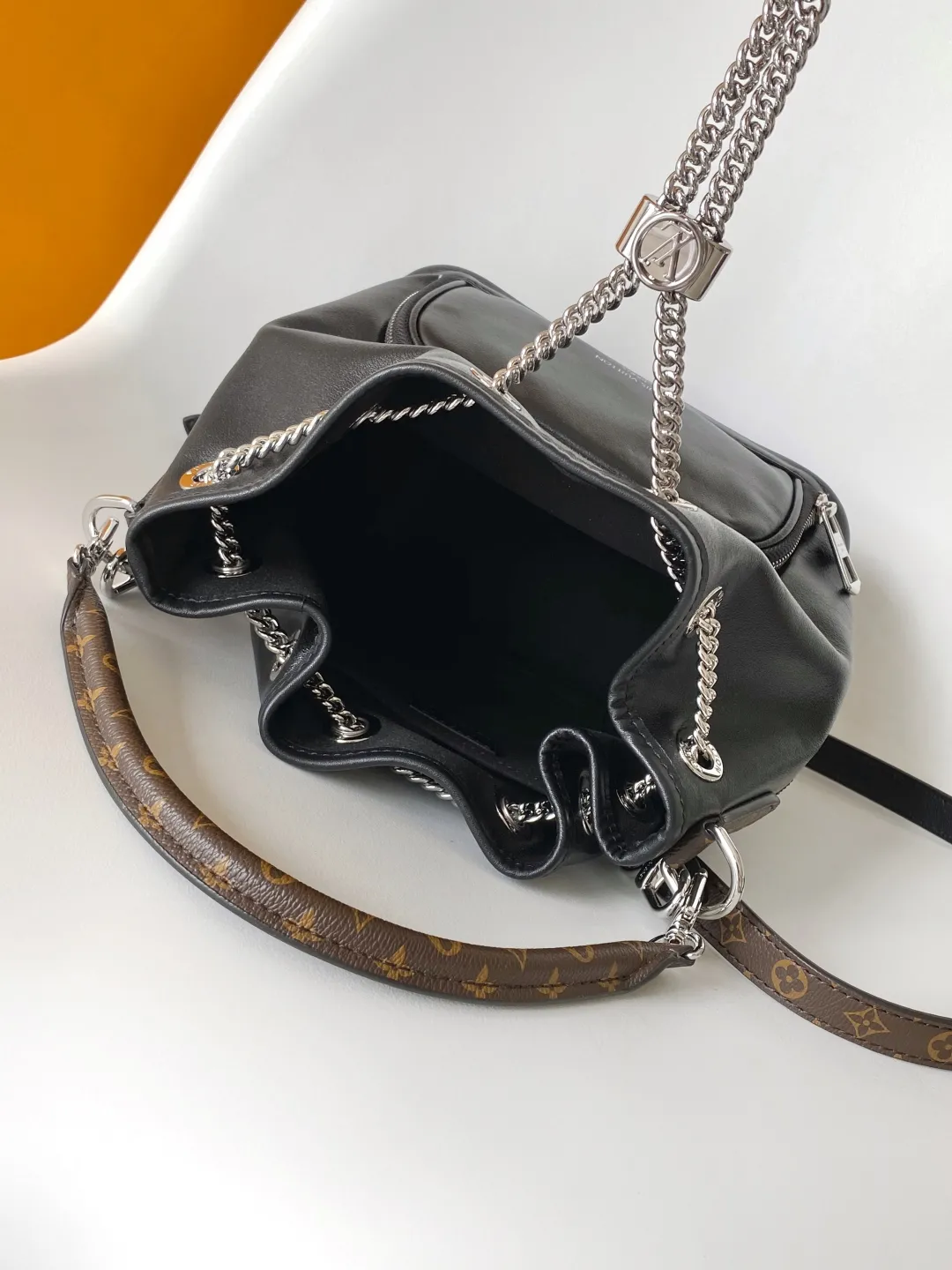 Louis Vuitton No Way Vibe M14377 - Image 10