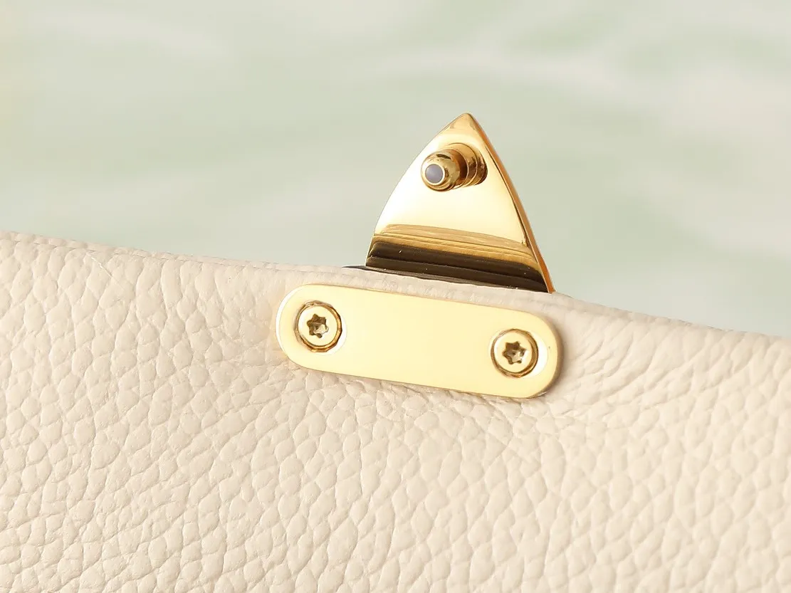 Alternative view of Louis Vuitton Nano Madeleine M12145