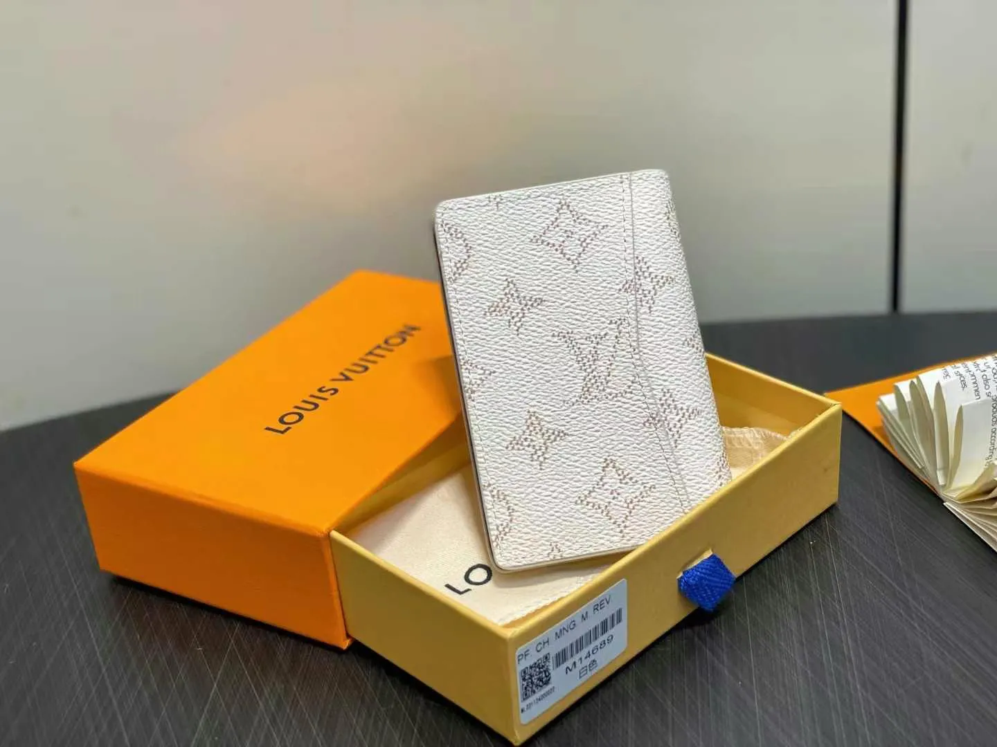 Louis Vuitton Pocket Organizer M14689 - 图片 4