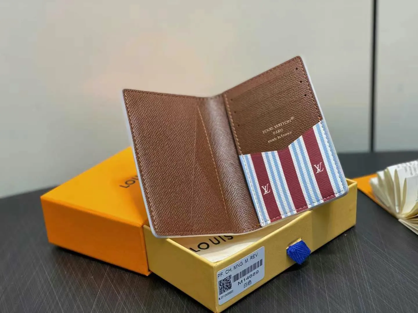 Louis Vuitton Pocket Organizer M14689 - 图片 7