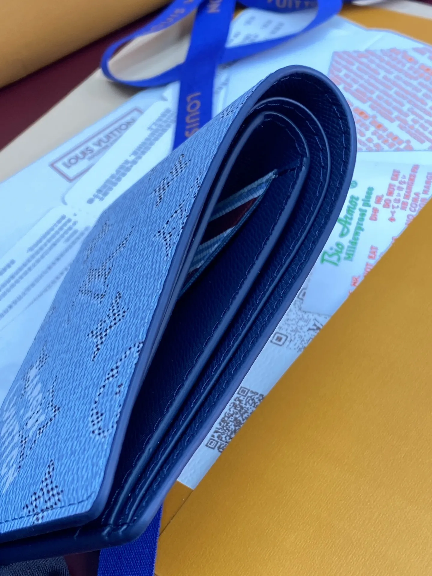 Louis Vuitton Multiple Wallet M14691 - Image 10