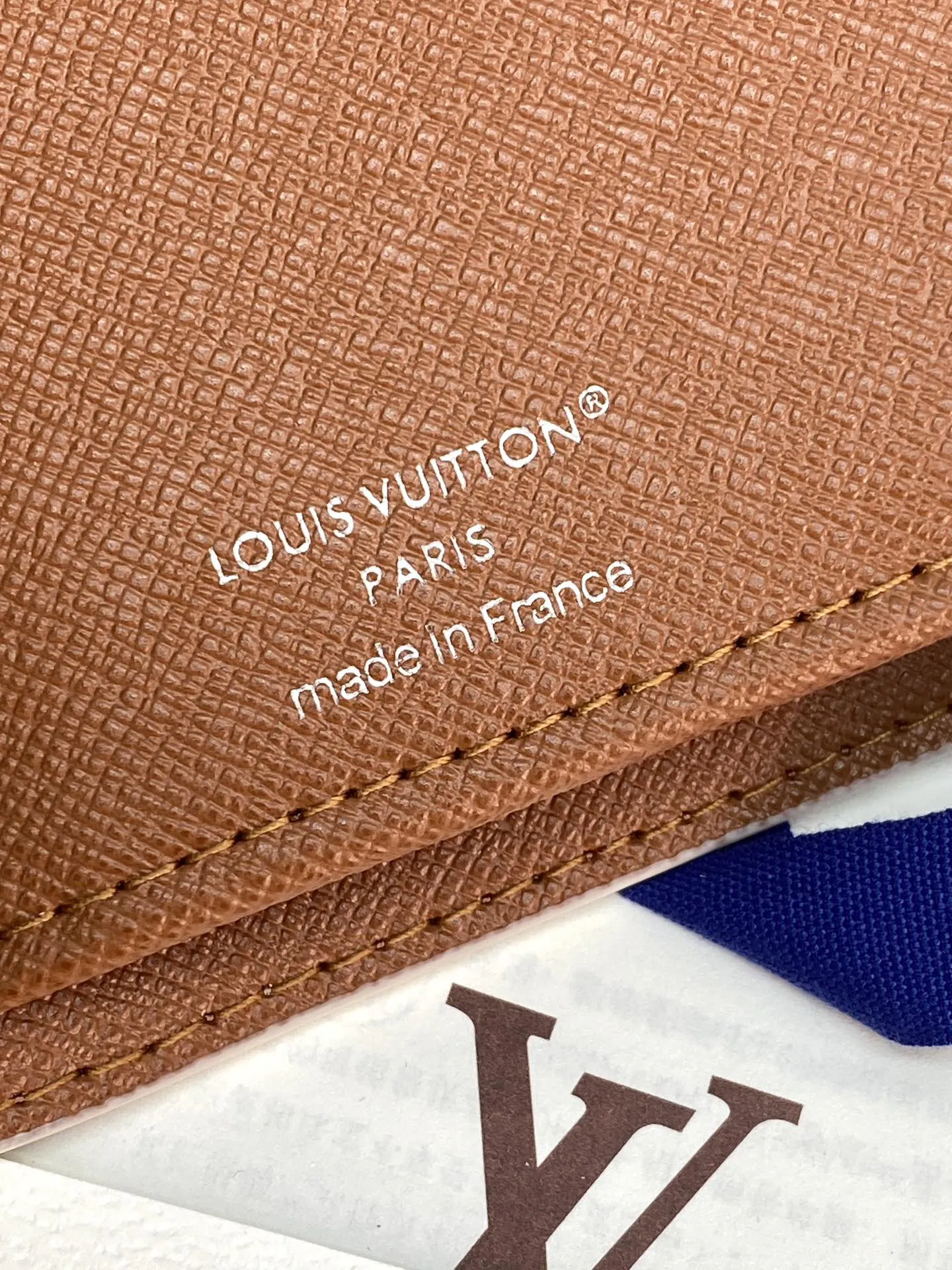 Louis Vuitton Brazza Wallet M15156 - Image 9