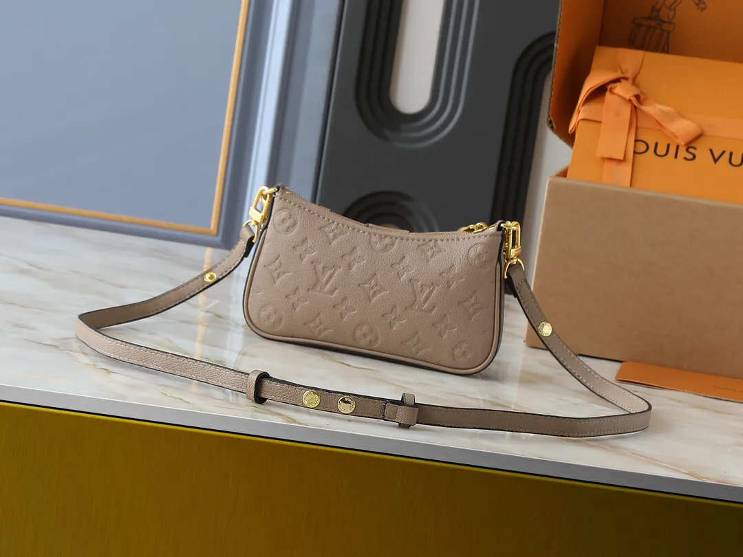 Louis Vuitton Easy Pouch On Strap M81862 - 图片 4