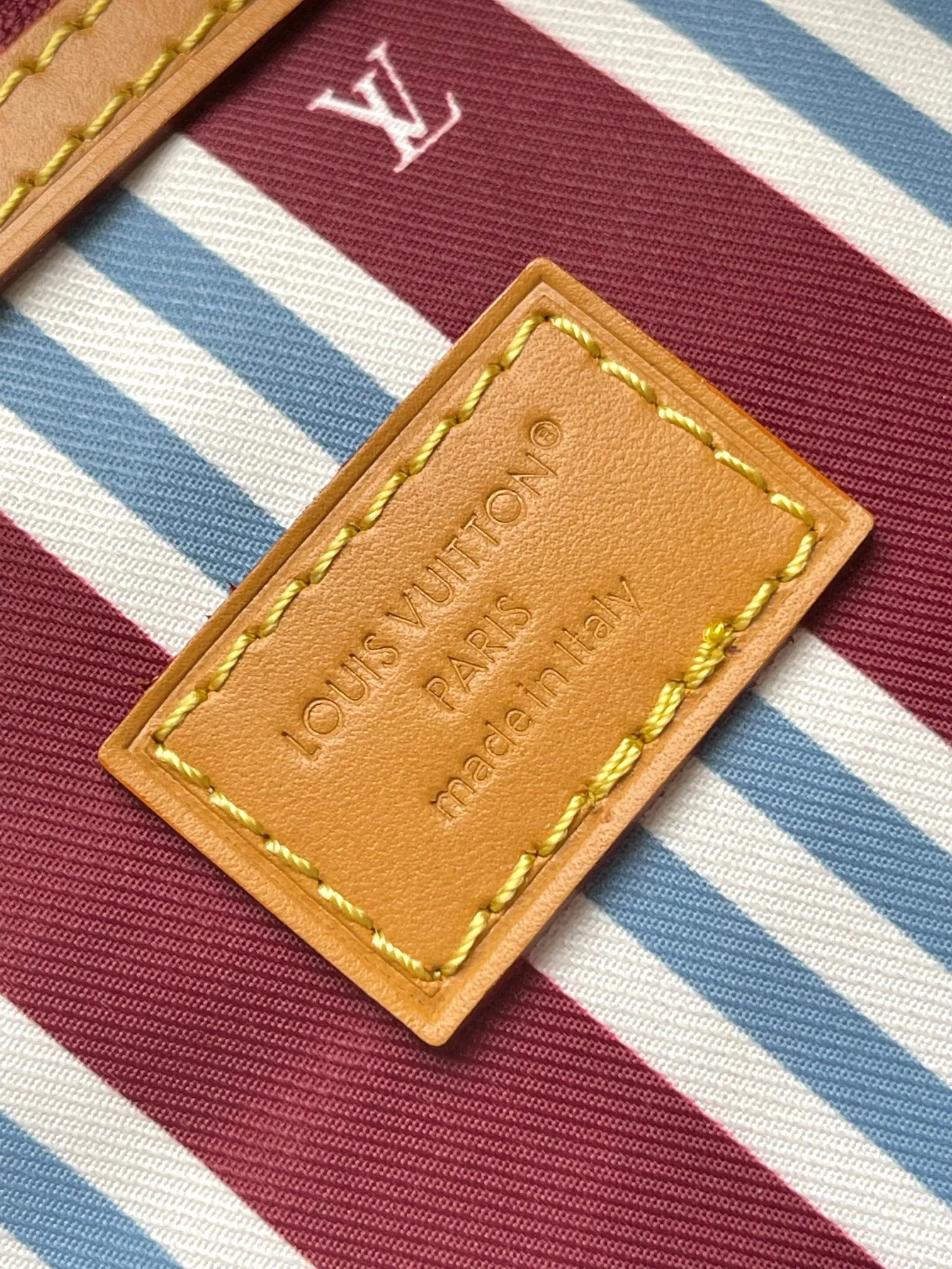 Alternative view of Louis Vuitton Marina Tote M14652