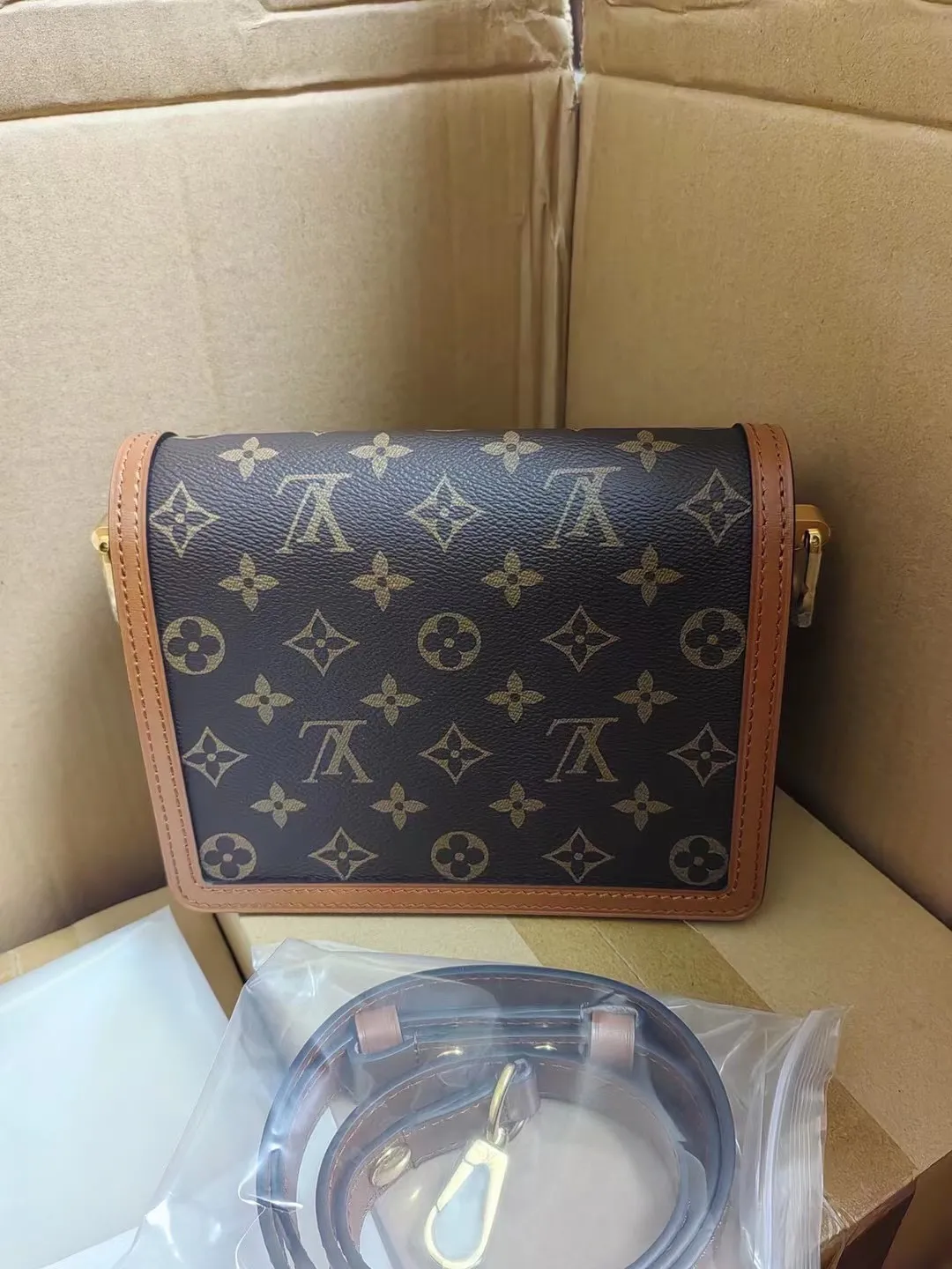 Louis Vuitton Mini Dauphine M45959 - 图片 3