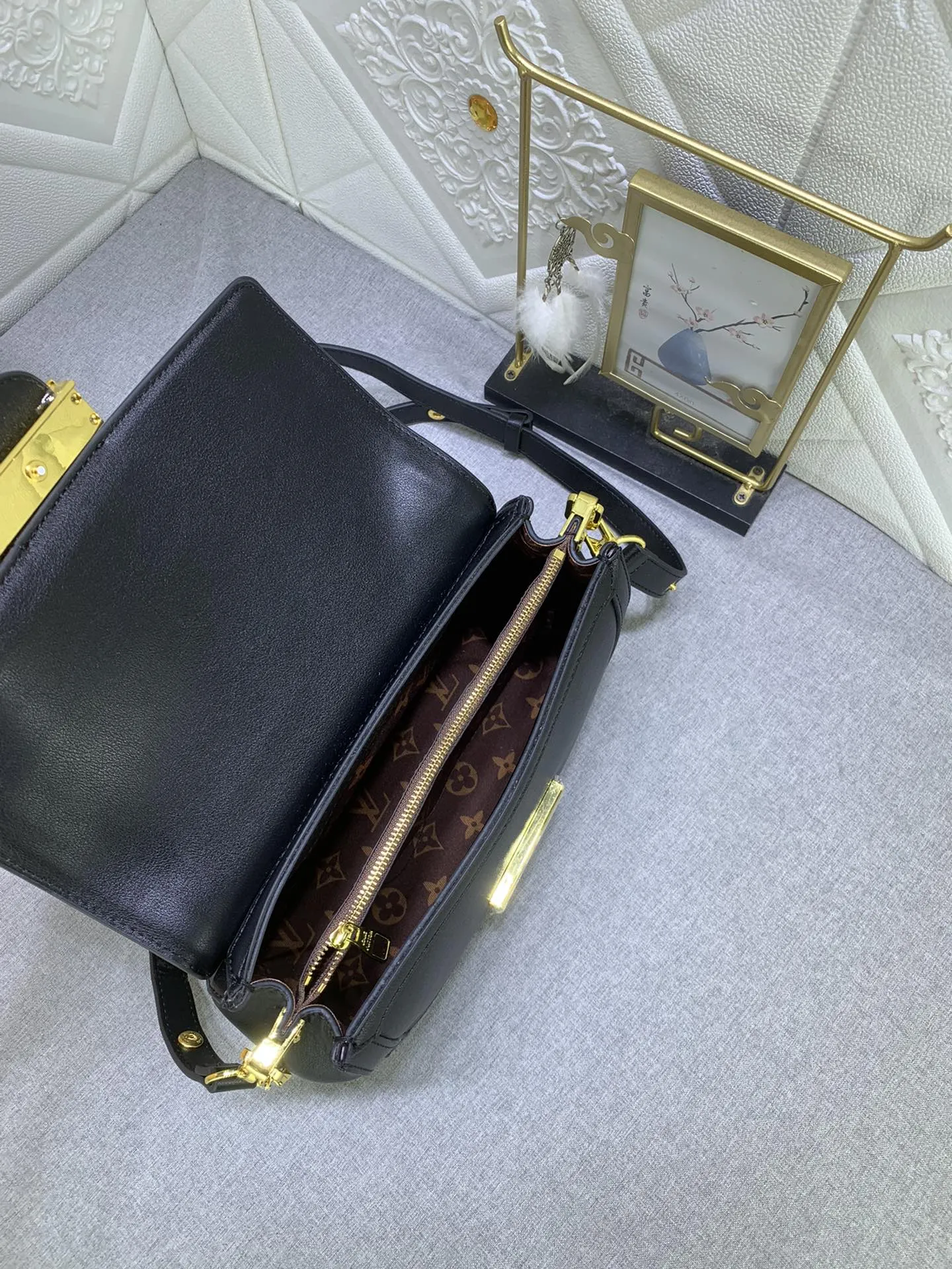 Louis Vuitton Dauphine Soft MM M25209 - 图片 10