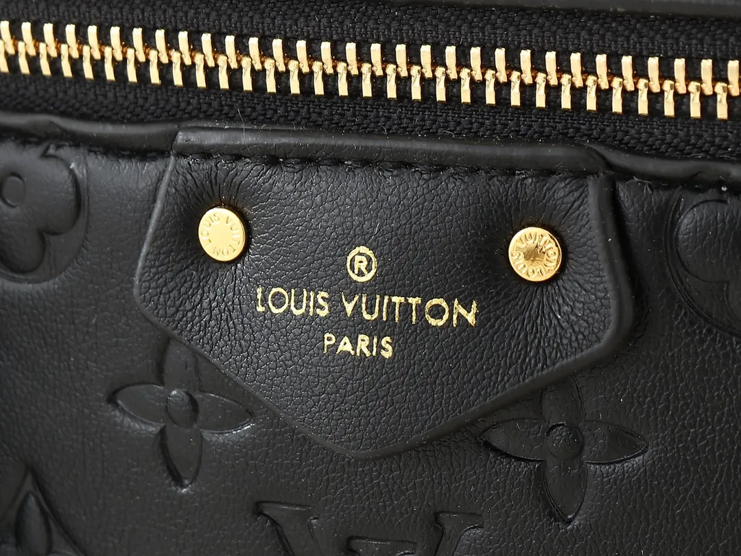 Louis Vuitton Vanity Chain Pouch M25123 - Image 6