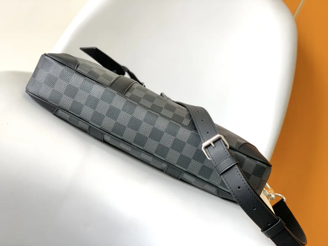 Louis Vuitton Porte-Documents Voyage PM N40445 - 图片 5