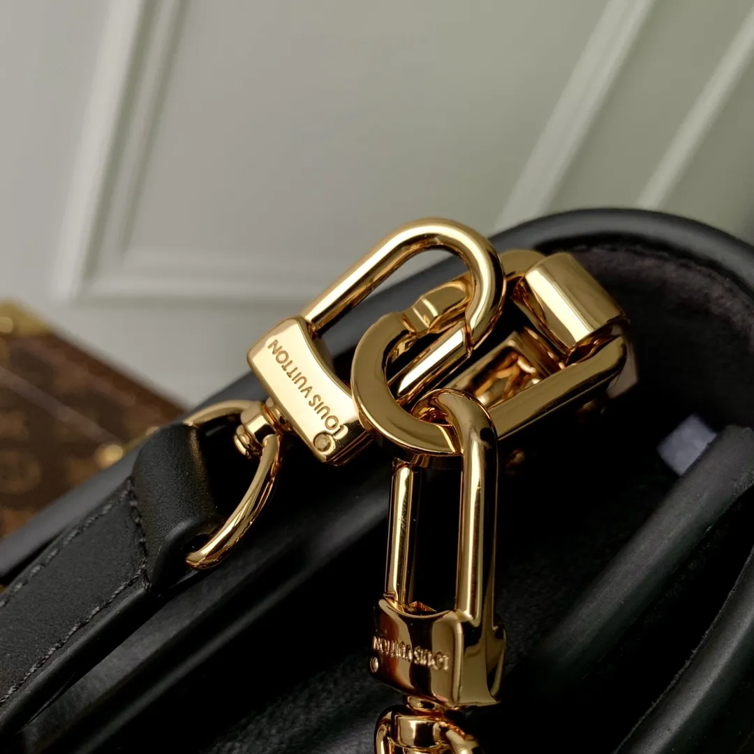 Louis Vuitton Dauphine MM M22276 - Image 7