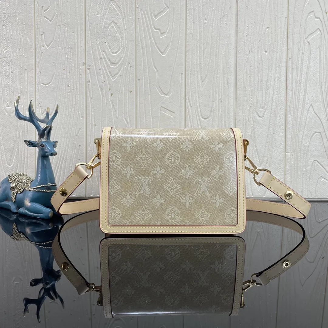 Louis Vuitton Dauphine Mini M22826 - 图片 4