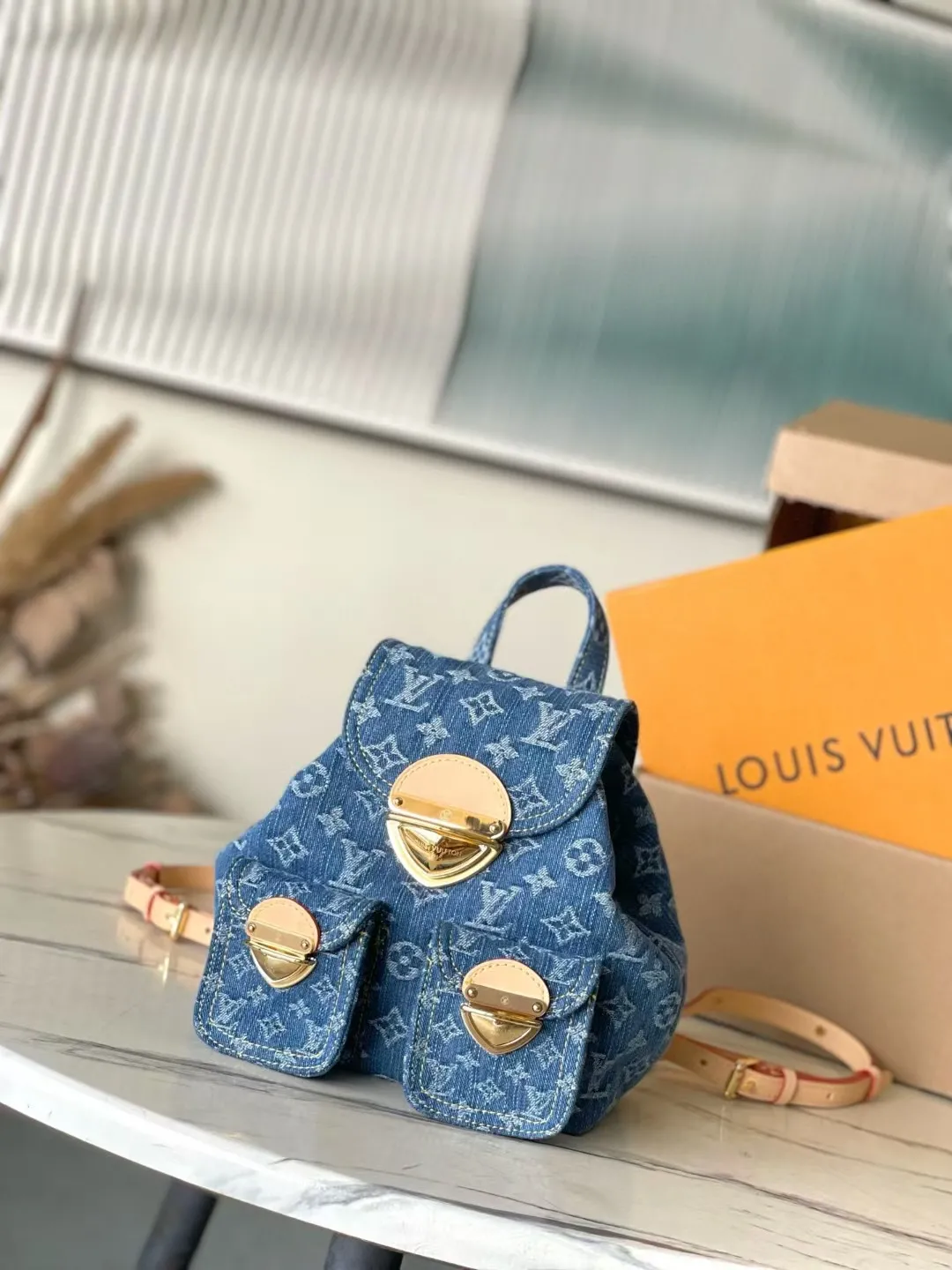 Louis Vuitton Venice M46836 - Image 2