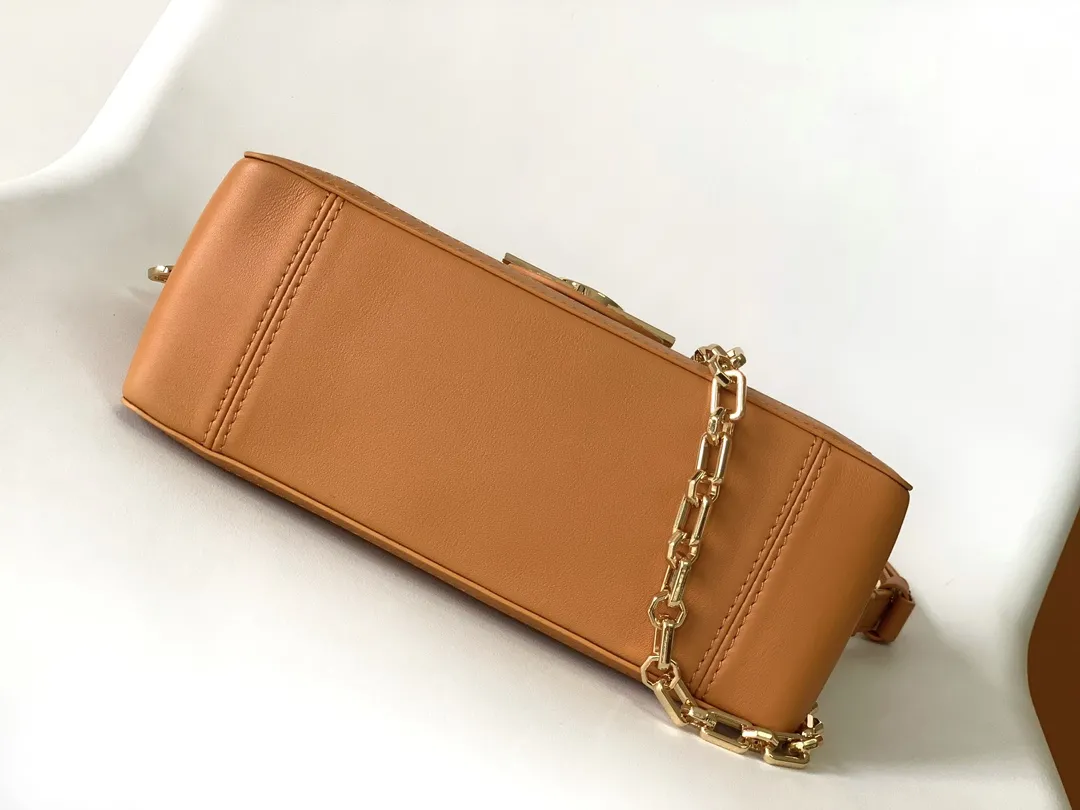 Louis Vuitton Dauphine Soft MM M25048 - 图片 5