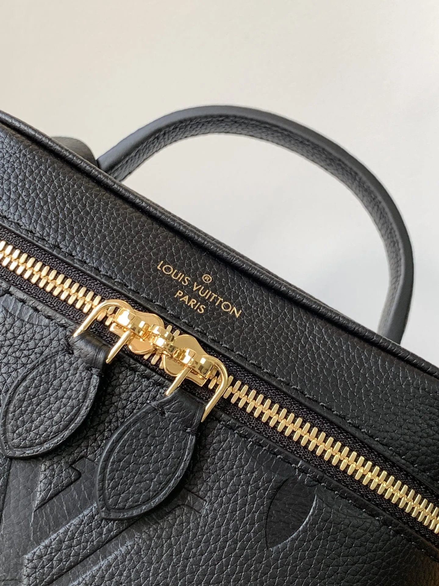Louis Vuitton Vanity M45598 - Image 5
