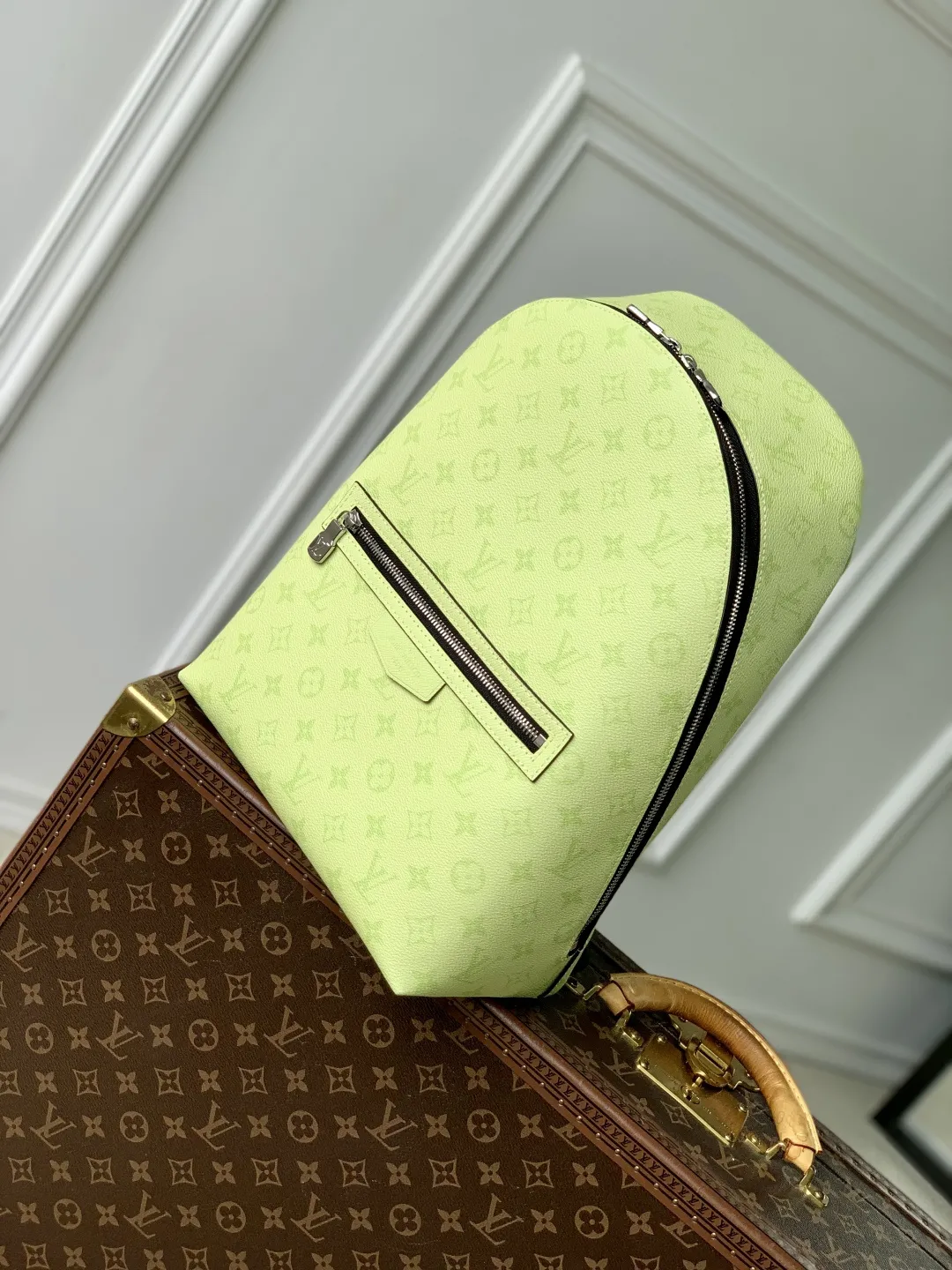 Louis Vuitton Discovery Slim Backpack M14076 - Image 3