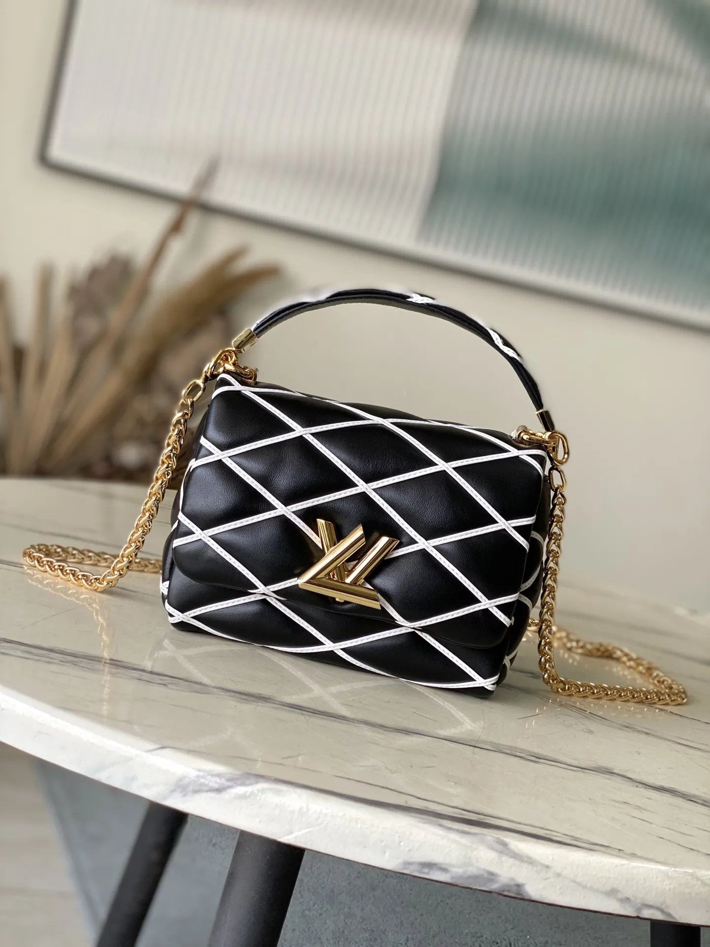Alternative view of Louis Vuitton GO-14 PM M14849