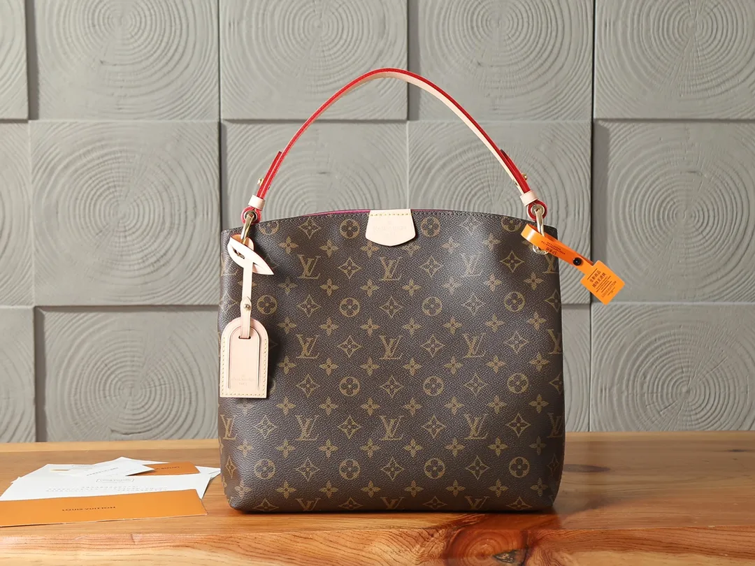 Alternative view of Louis Vuitton Graceful PM M43700