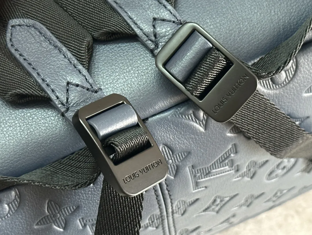 Louis Vuitton Discovery Backpack PM M14884 - 图片 9
