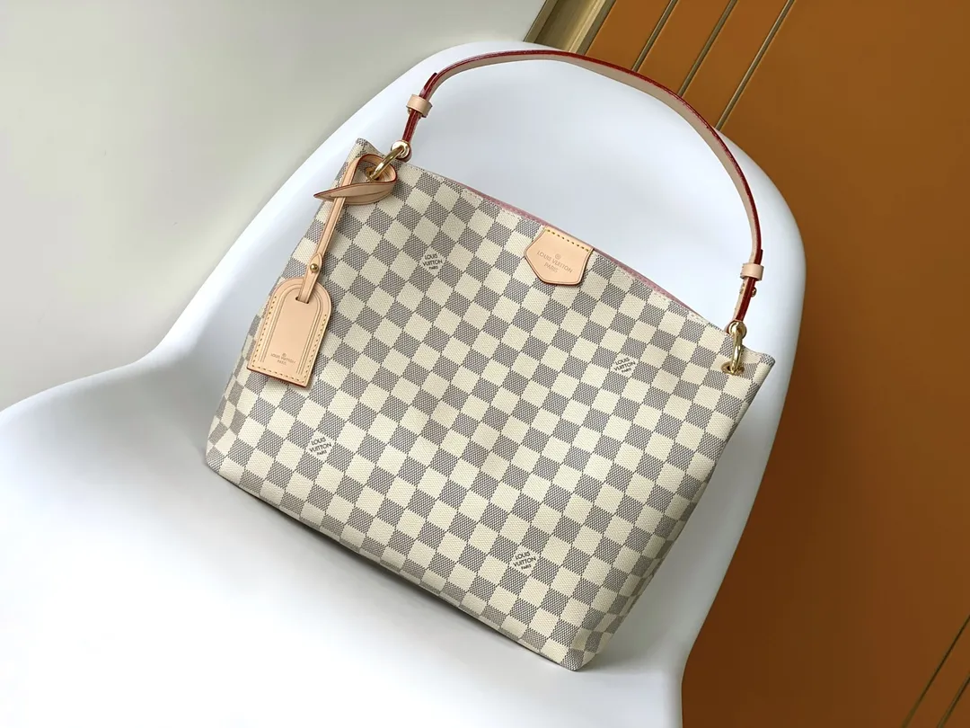 Alternative view of Louis Vuitton Graceful PM N42249