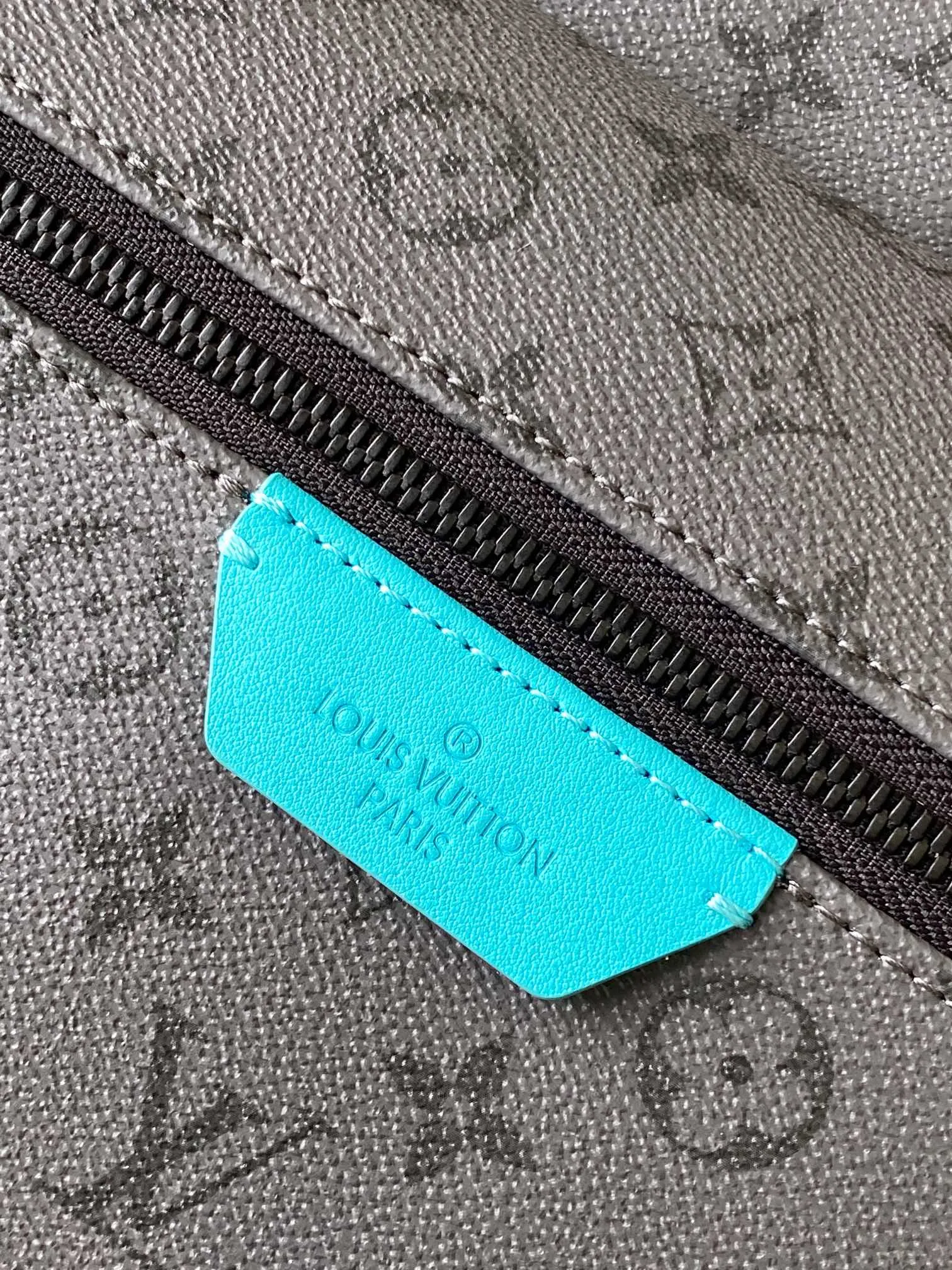 Louis Vuitton Discovery Backpack PM M11641 - Image 6