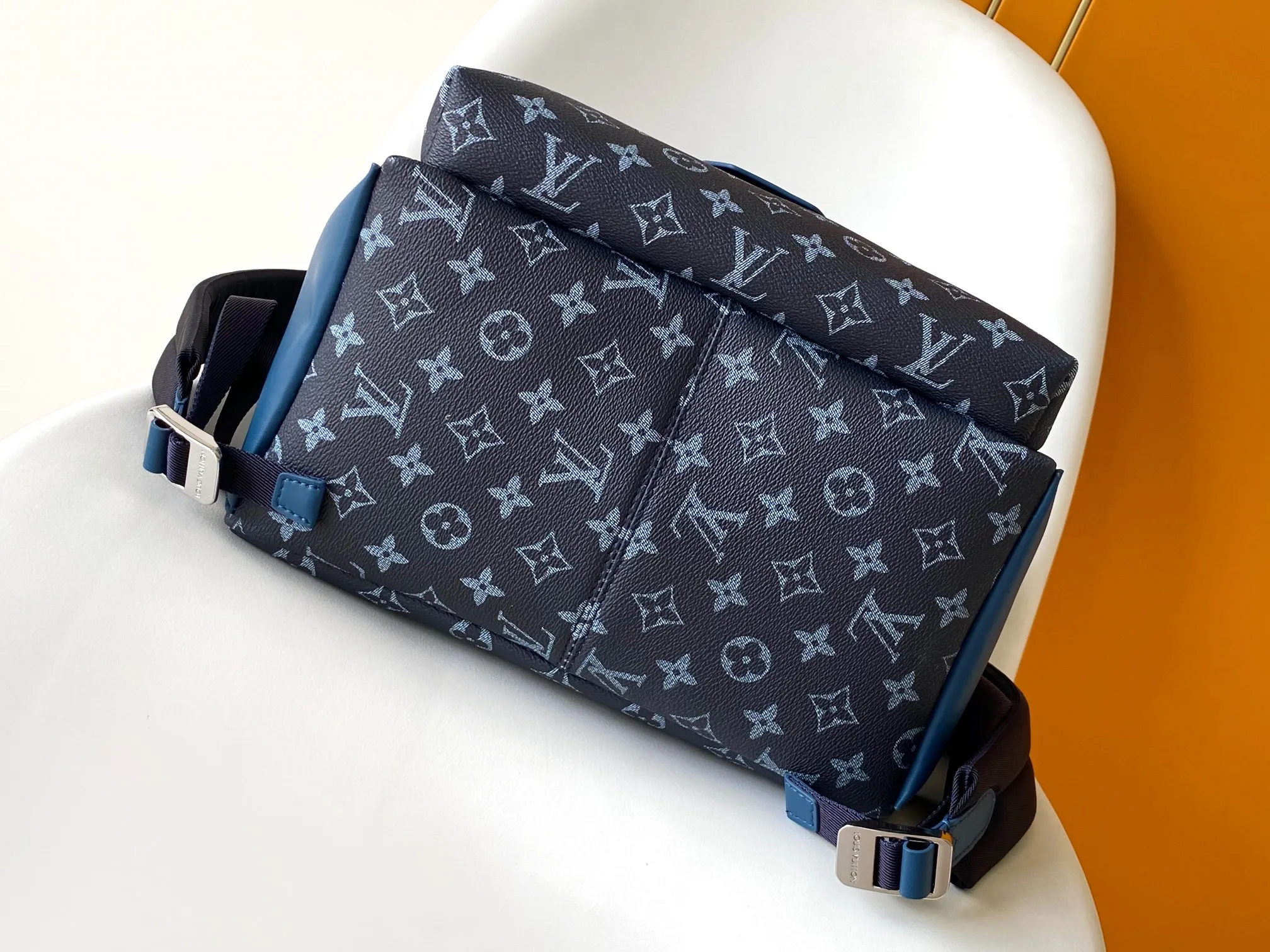 Louis Vuitton Discovery Backpack PM M11590 - 图片 5