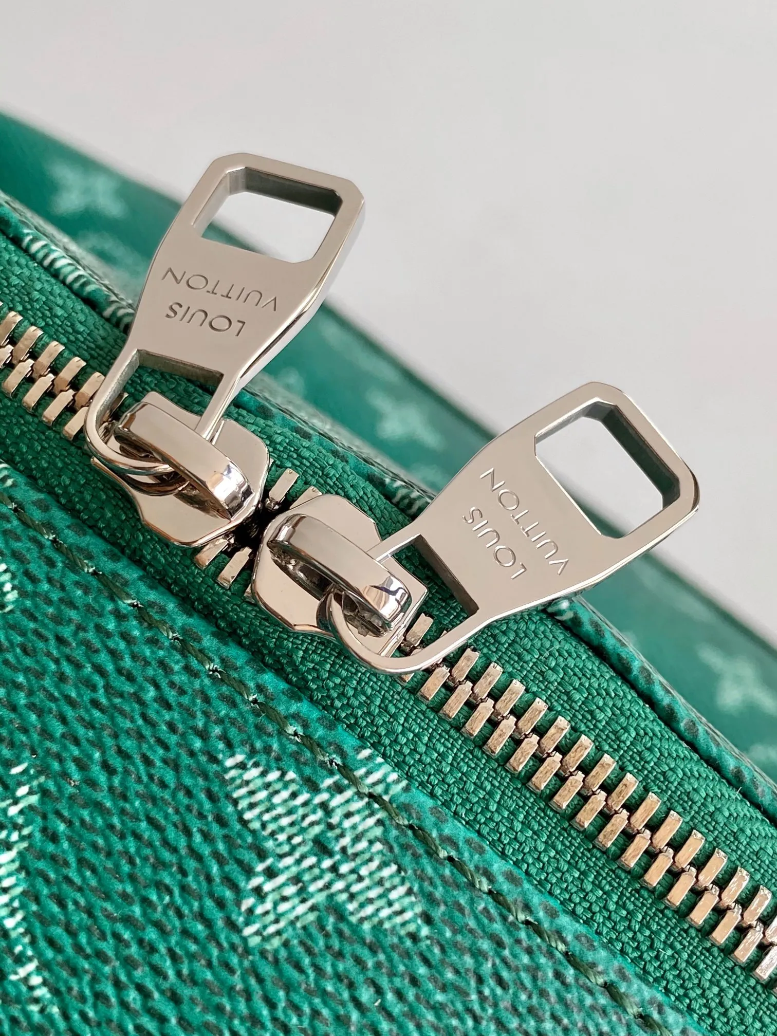 Louis Vuitton Discovery Backpack PM M12780 - Image 8