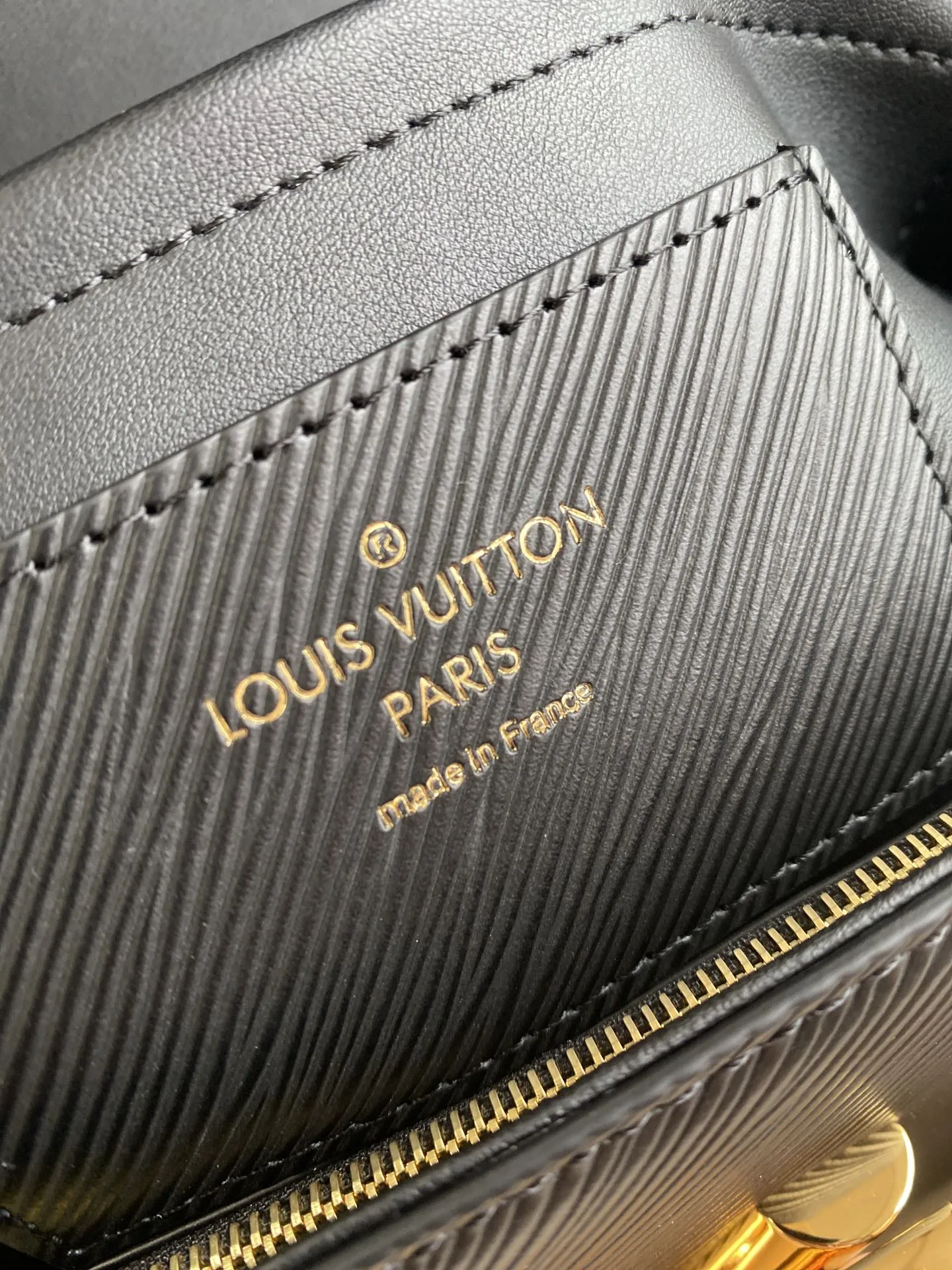Louis Vuitton Twist MM M21113 - 图片 10