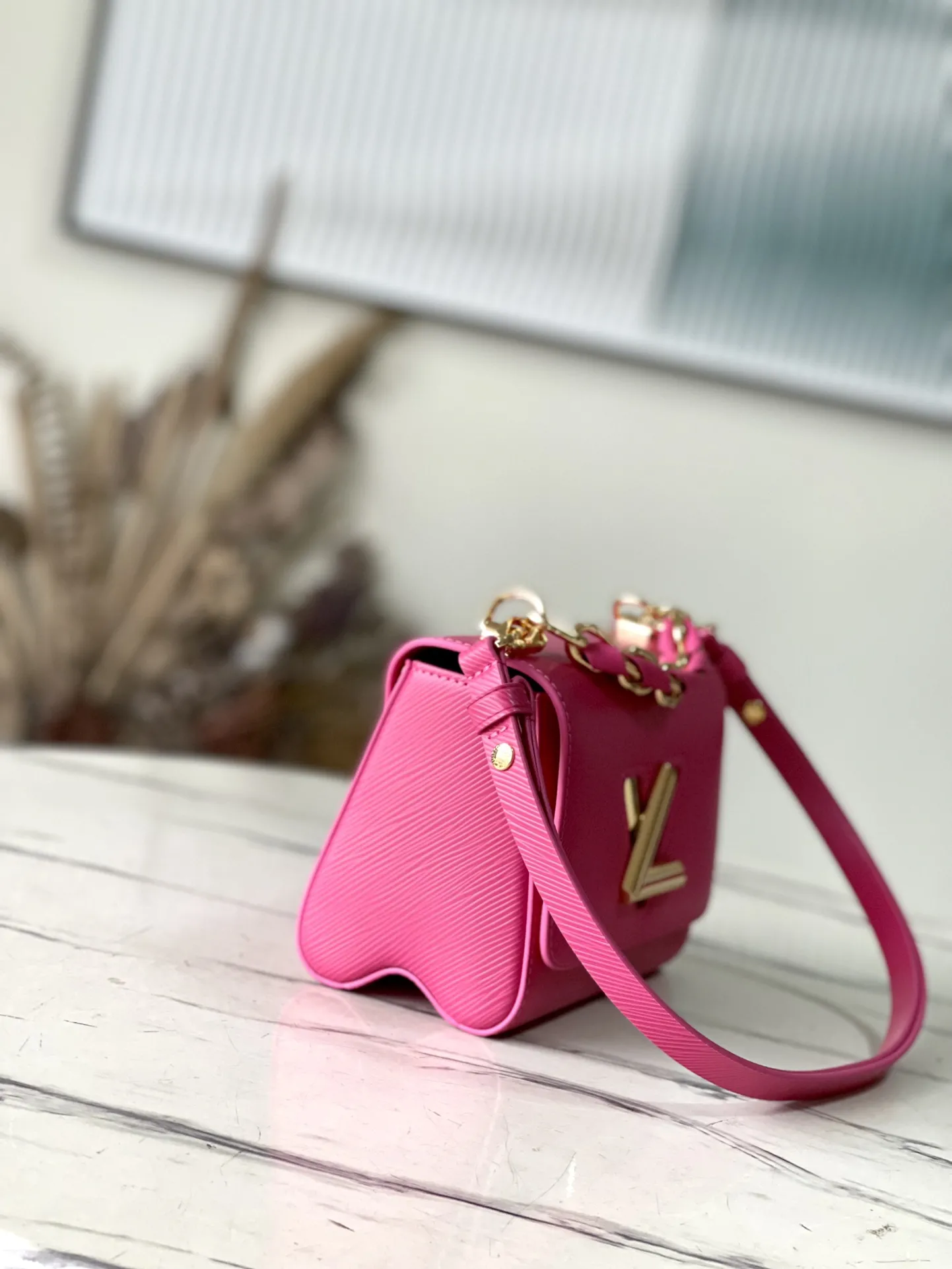 Louis Vuitton Twist PM M21719 - 图片 3
