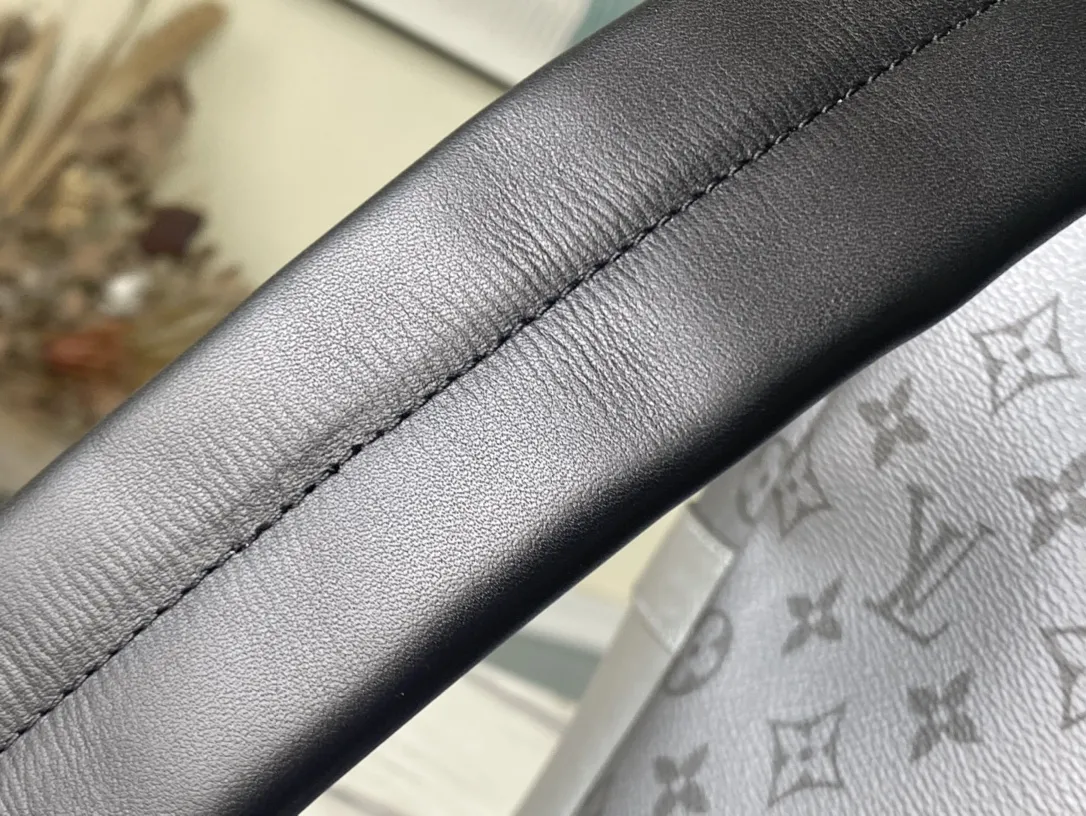Louis Vuitton Discovery Backpack PM M30835 - Image 8
