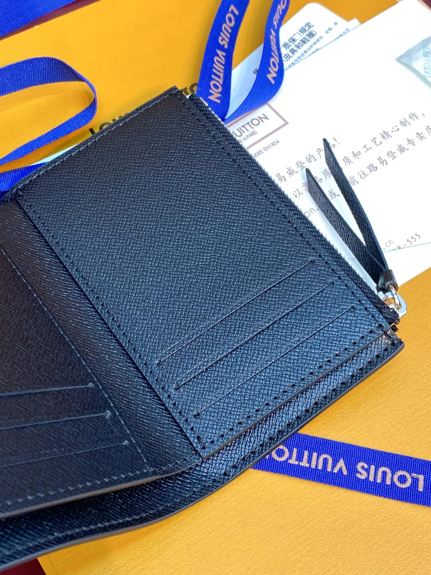 Louis Vuitton LV x TM Victorine Wallet M14163 - 图片 9