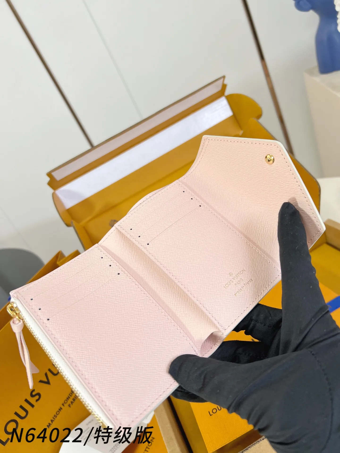 Louis Vuitton Victorine Wallet N64022 - 图片 4