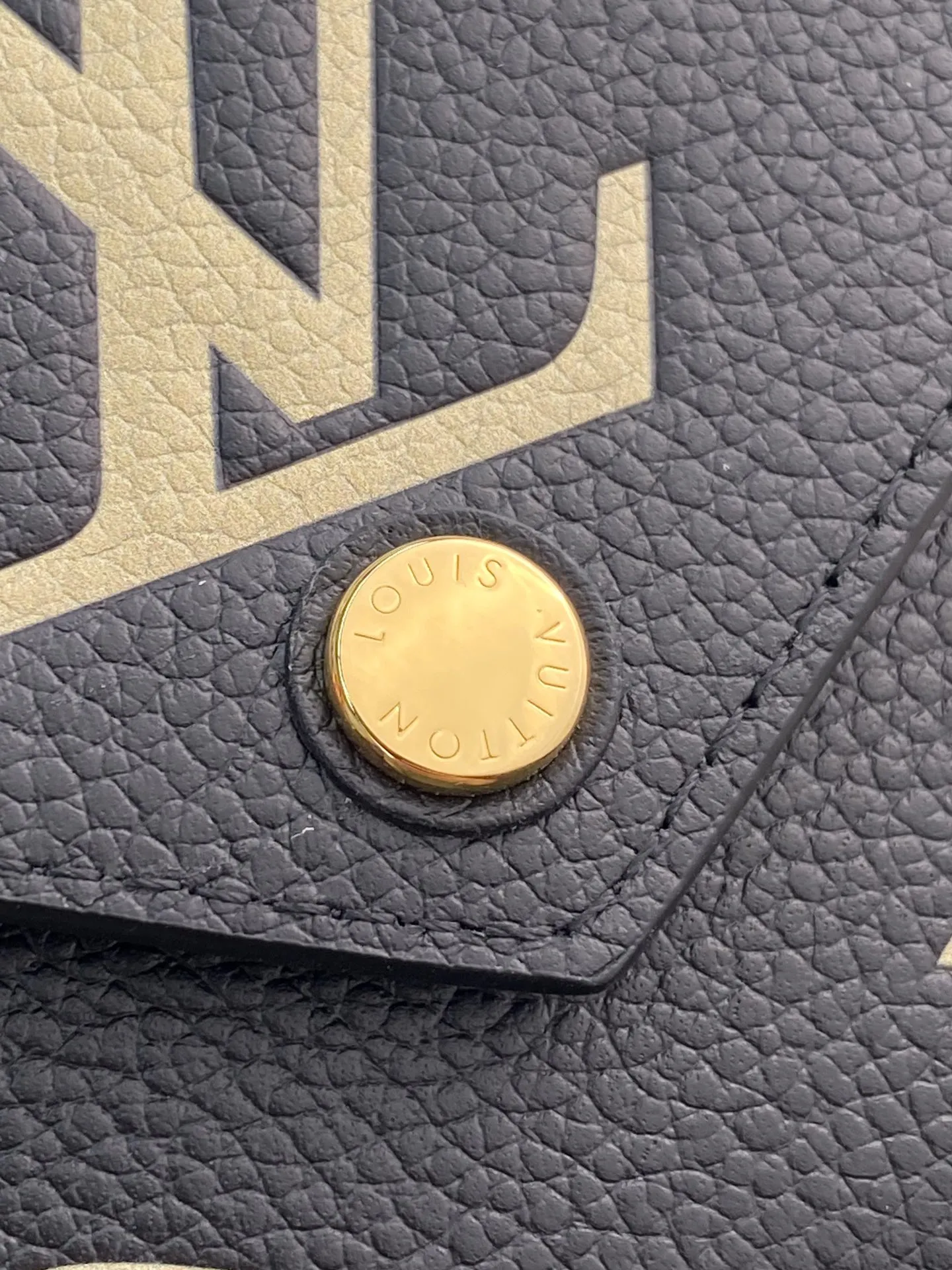 Alternative view of Louis Vuitton Victorine Wallet M80968