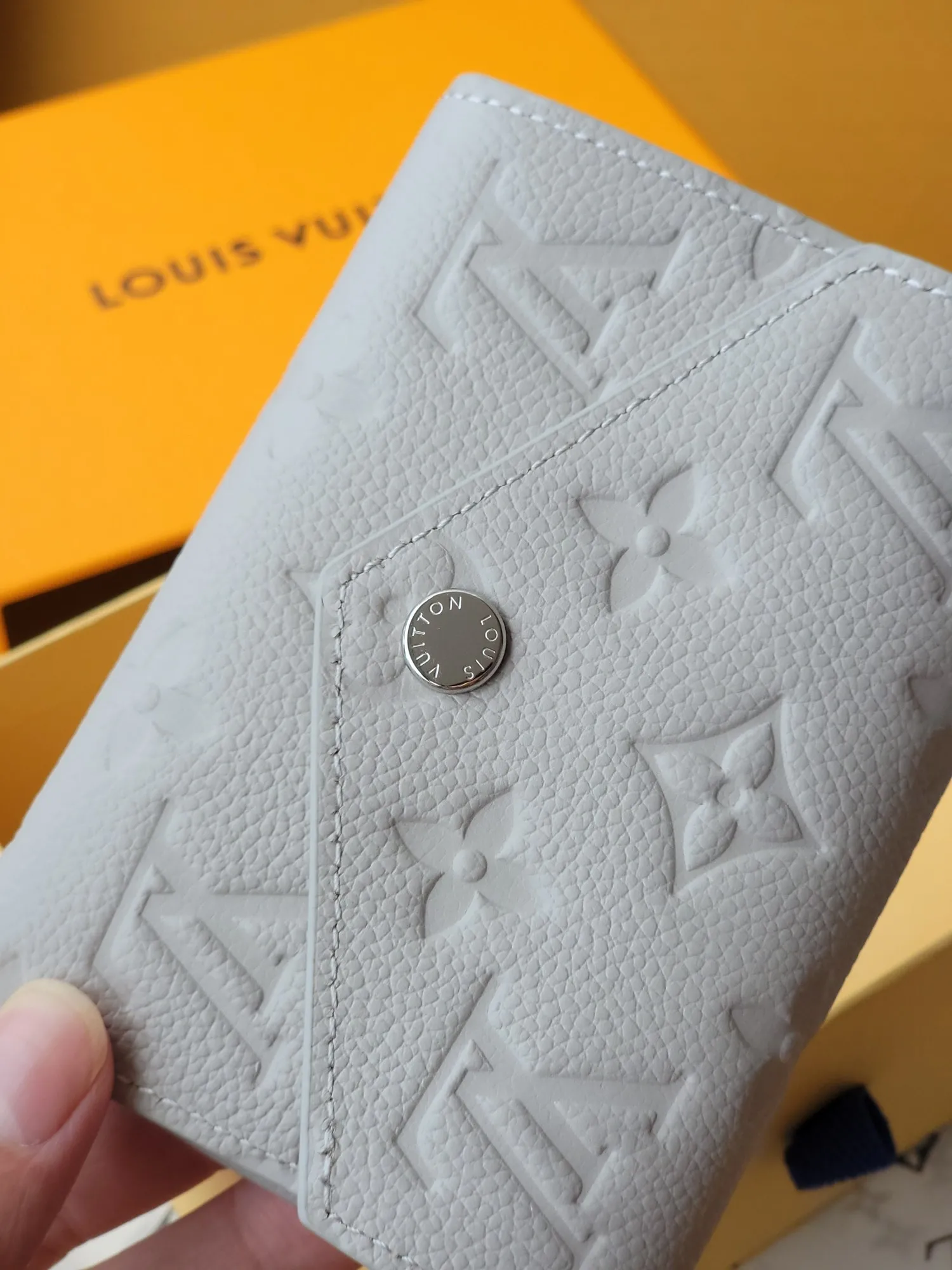 Louis Vuitton Victorine Wallet M13466 - Image 15
