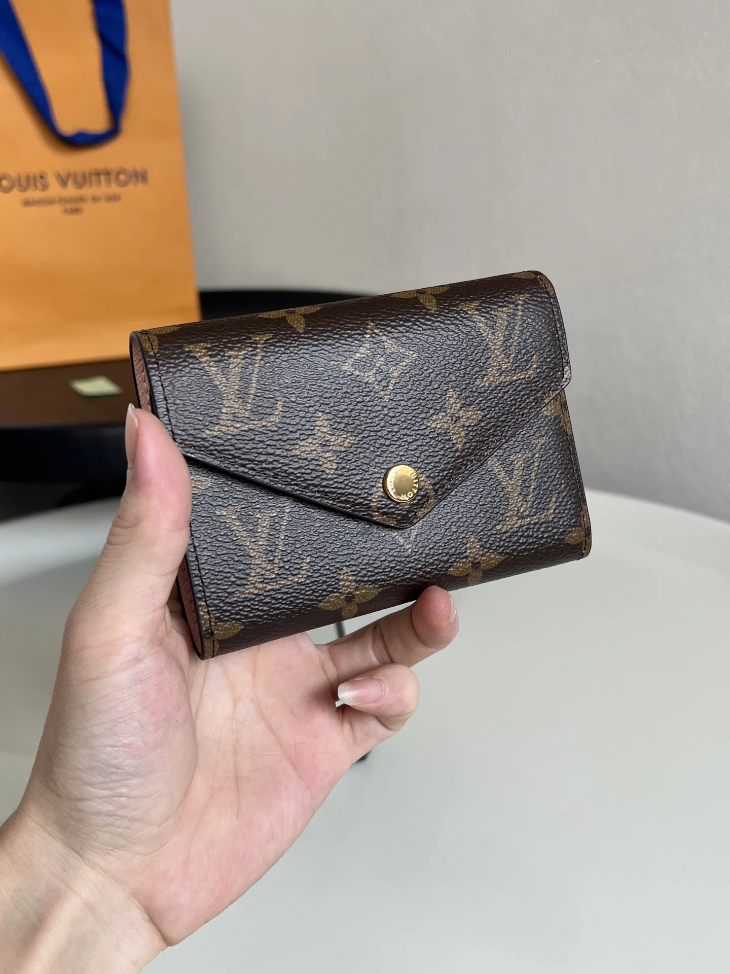 Louis Vuitton Victorine Wallet M62472 - 图片 6